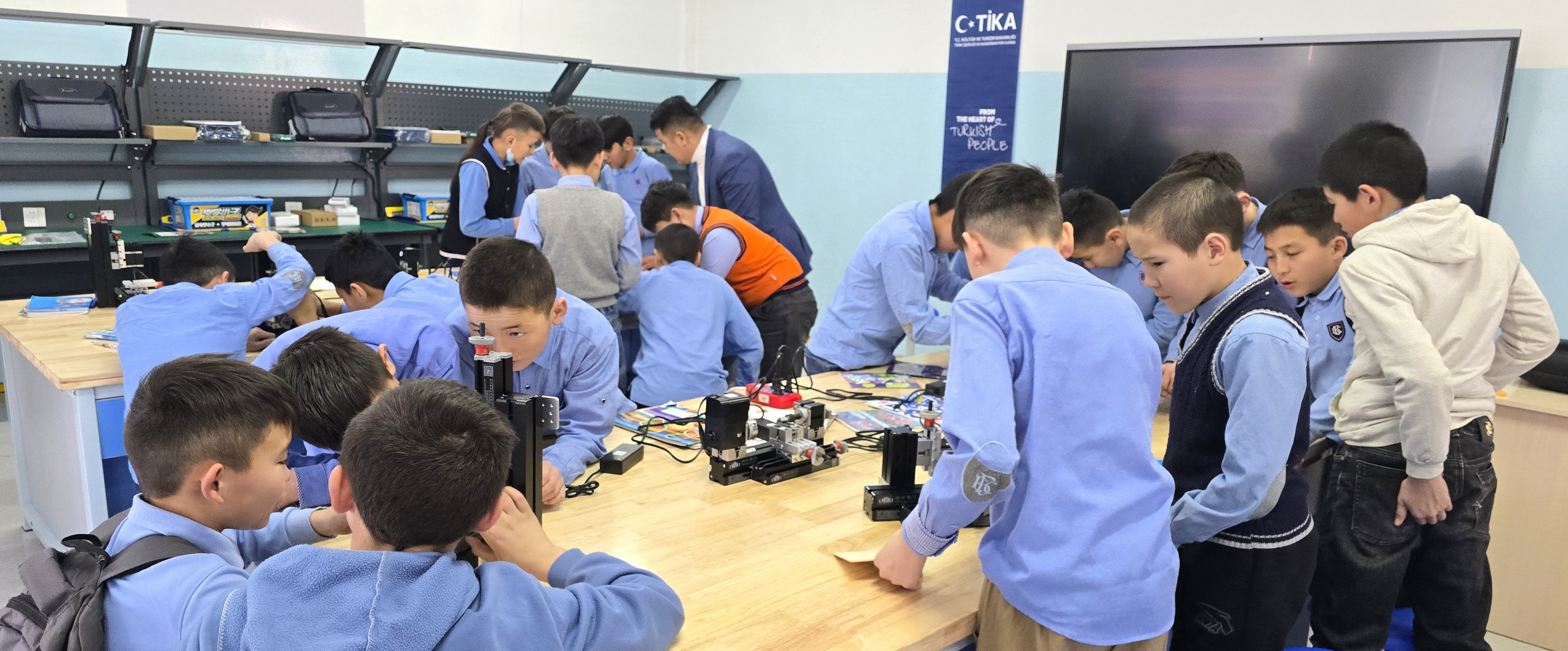 Ti̇ka Moğolistan (2)