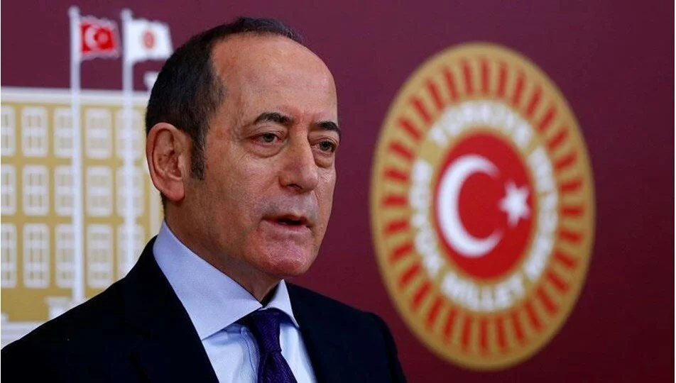 Akif Hamzaçebi Kimdir