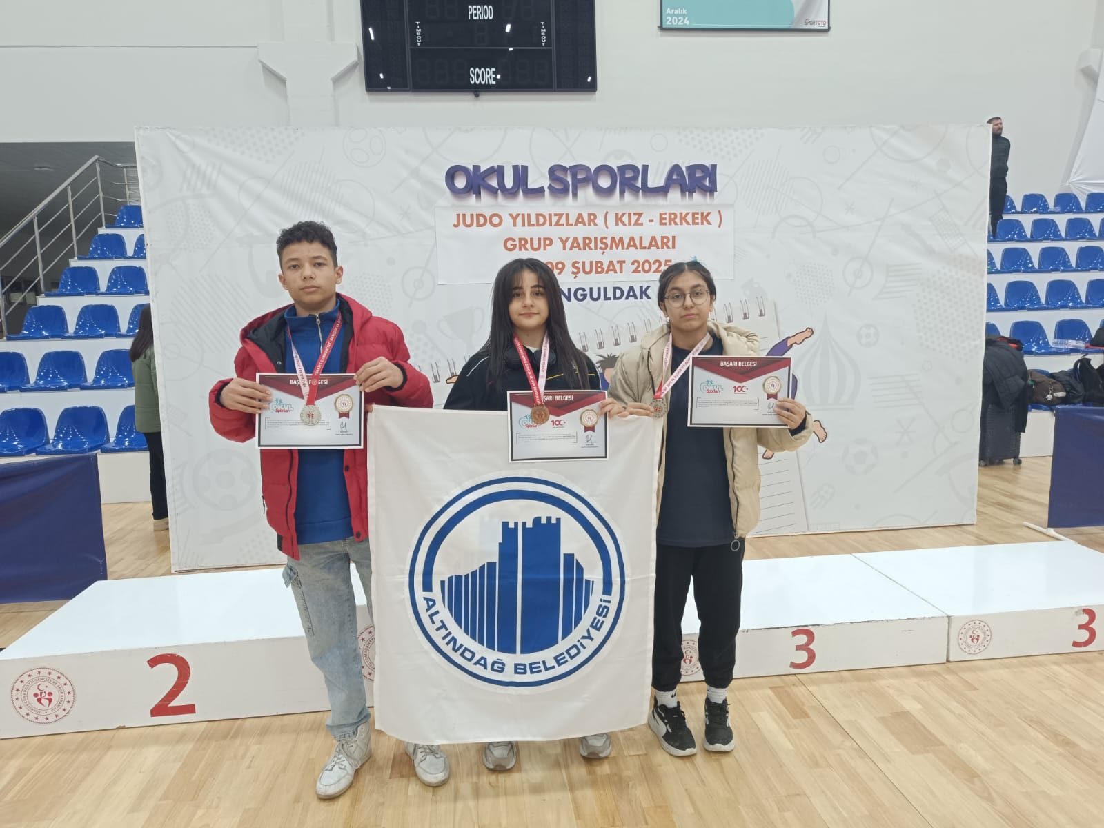 Altindağli Sporcular Madalya Avina Çikti (4)