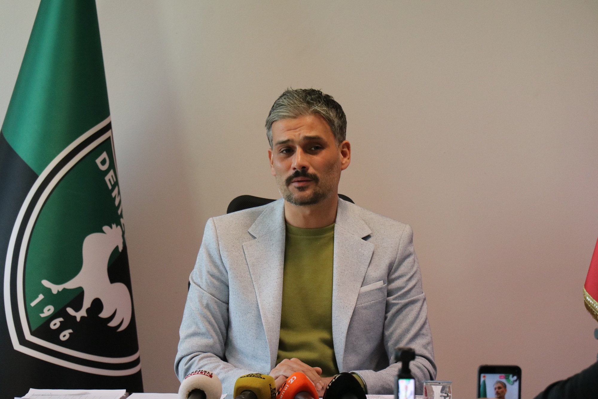 Denizlispor'da Neler Oluyor (2)