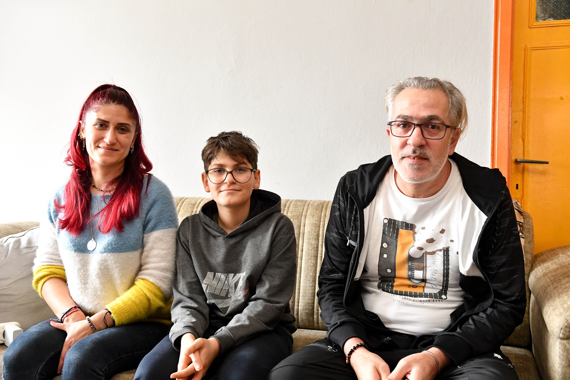 Depremzede Ai̇leler Altindağ'da Yaşama Tutunuyor (2)