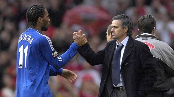 Drogba Mourinho 3