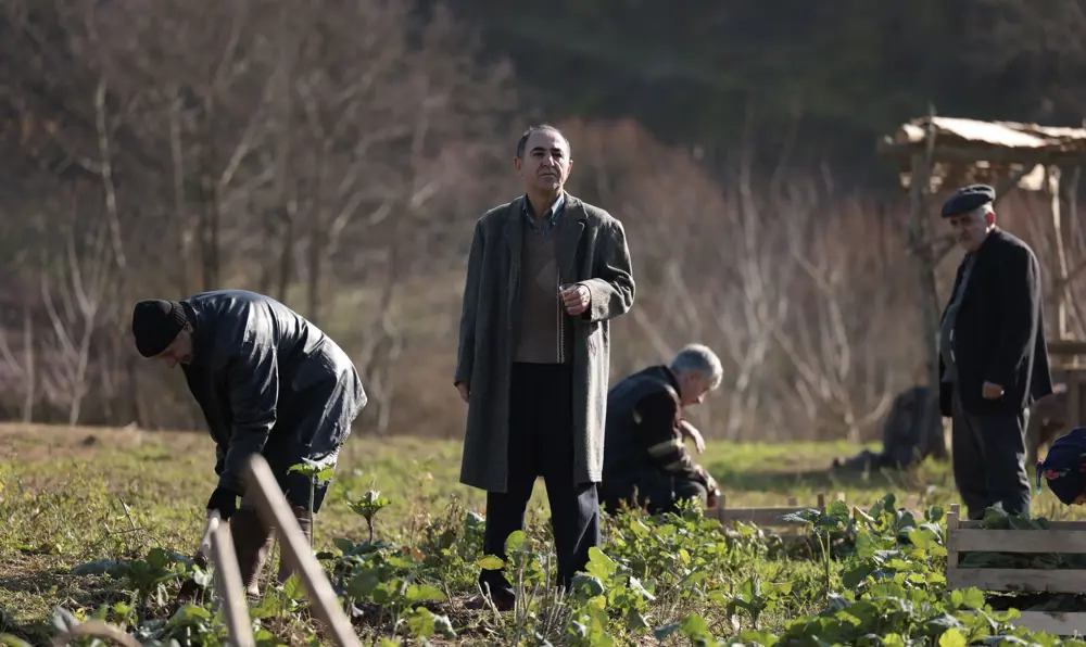 Kral Kaybederse 3. Bölüm (1)