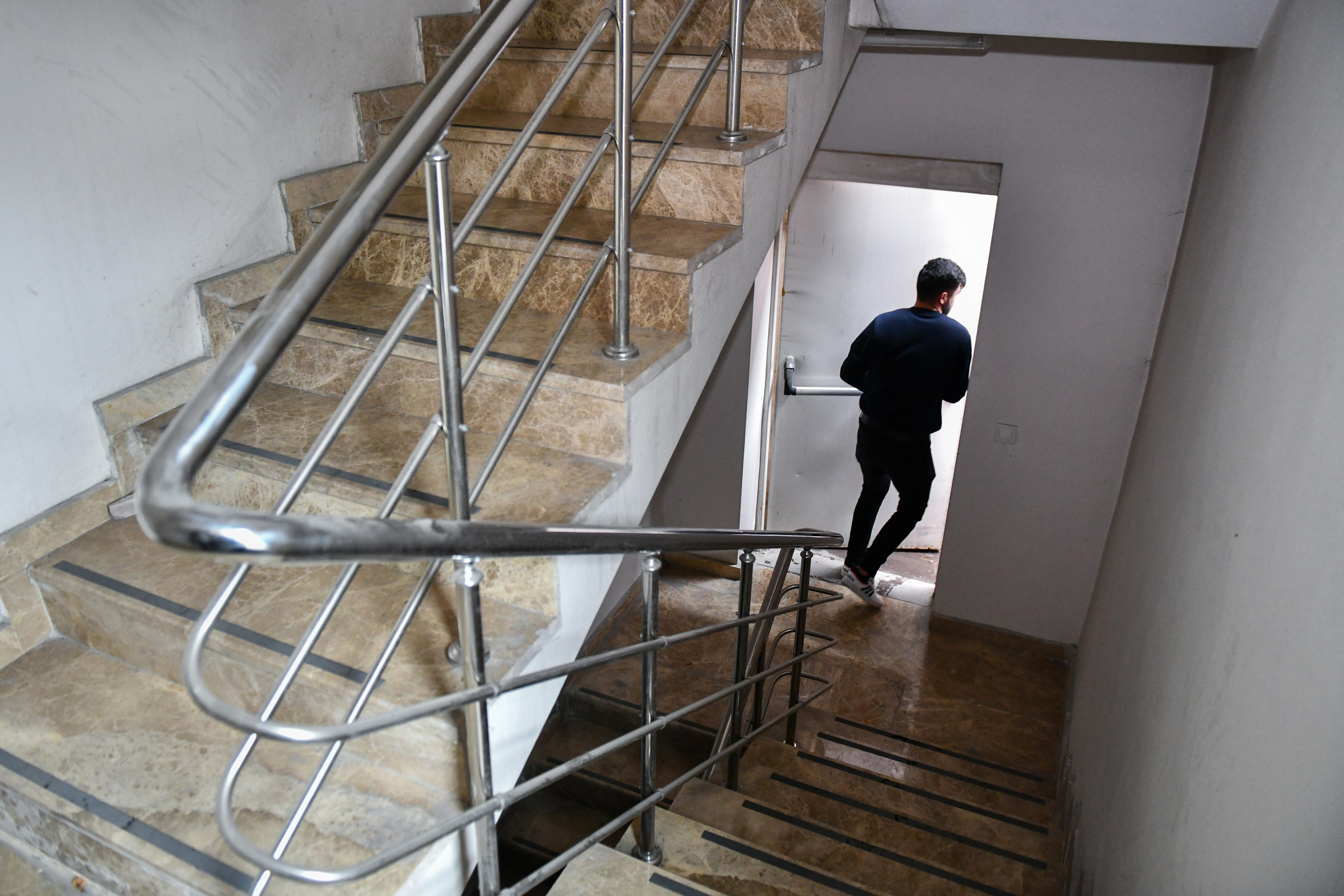 Yangın Merdiveni (2)