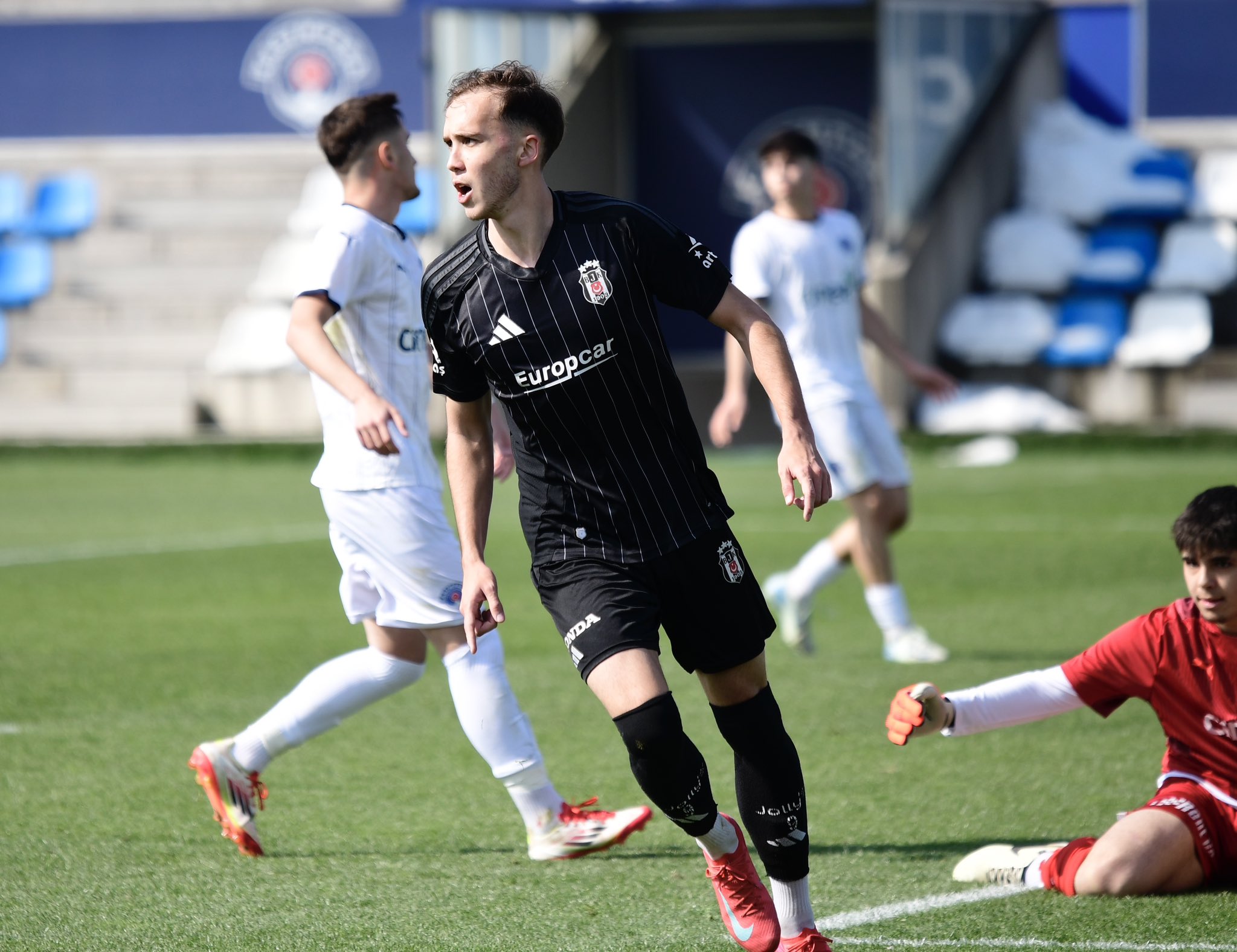 Adnan Karahisar (5)