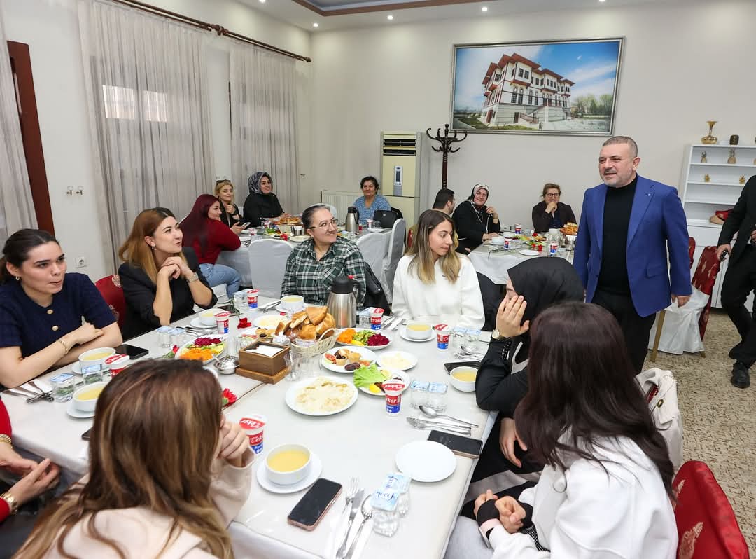 Kadın Esnaf Ile Iftar (2)