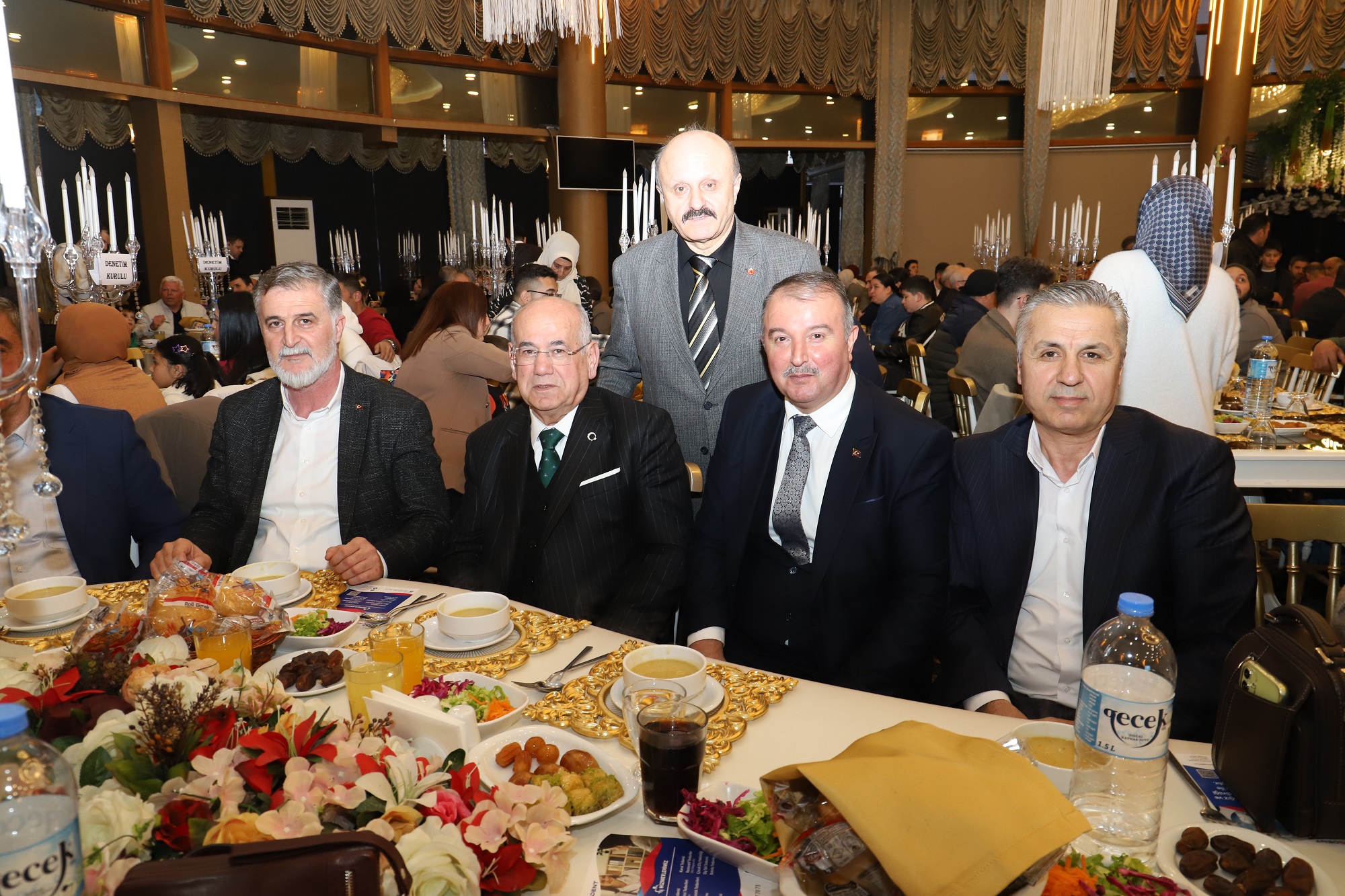 Klimacılar Ve Buzdolapçılar Iftar (2)