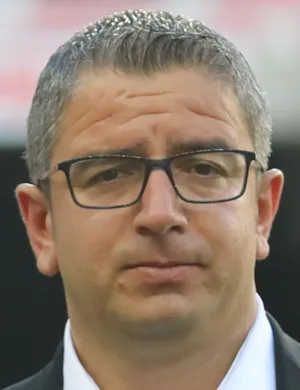 Mevlüthan Çavuşoğlu; (2)