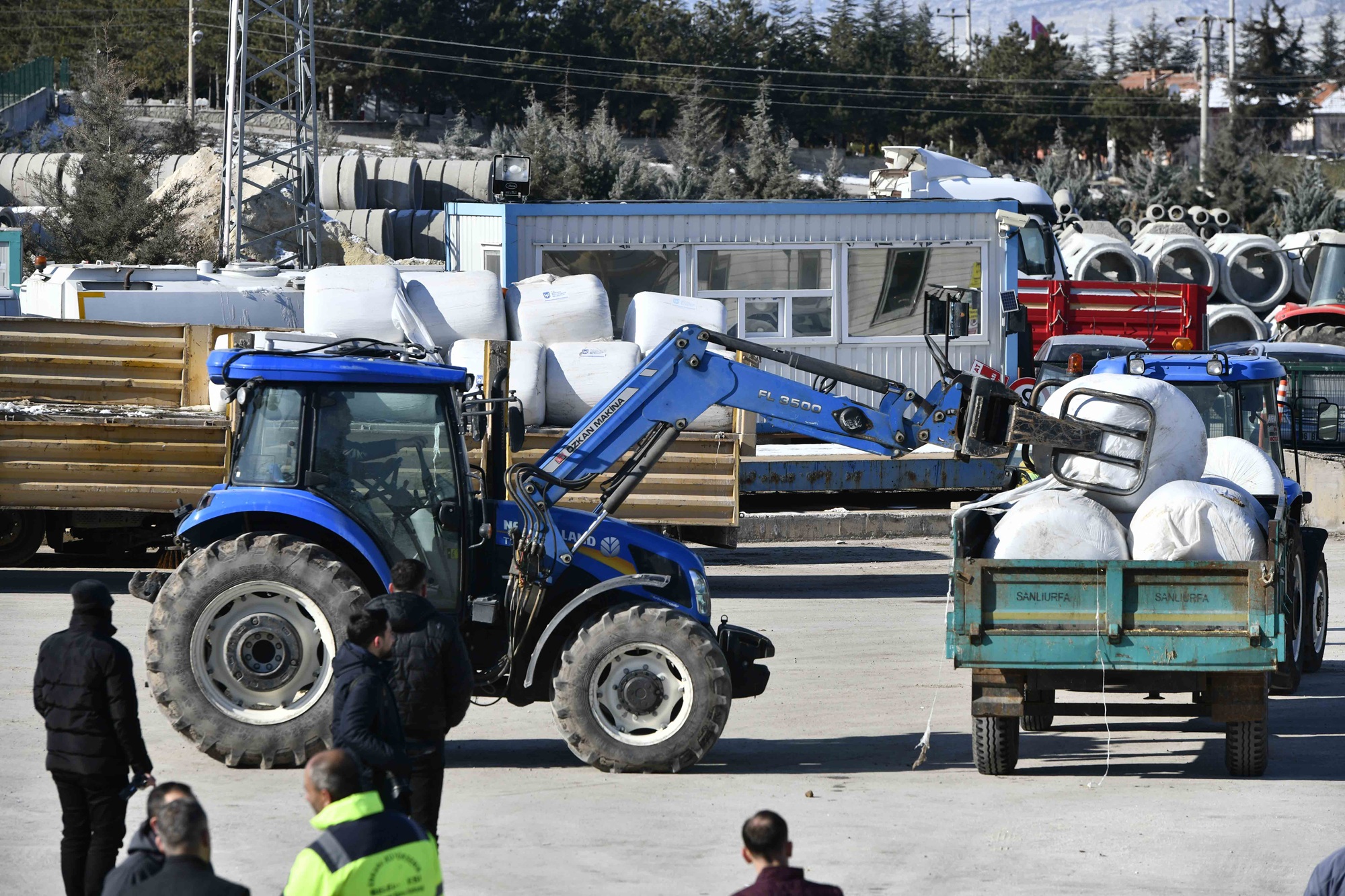 Silaj Dağıtımı Tamamlandı (1)