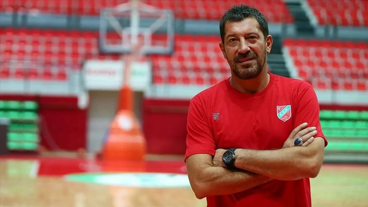 Ufuk Sarıca (3)