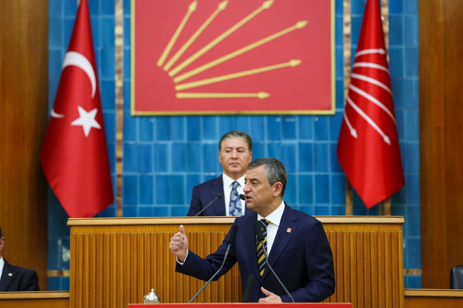 özgürözelmecliss