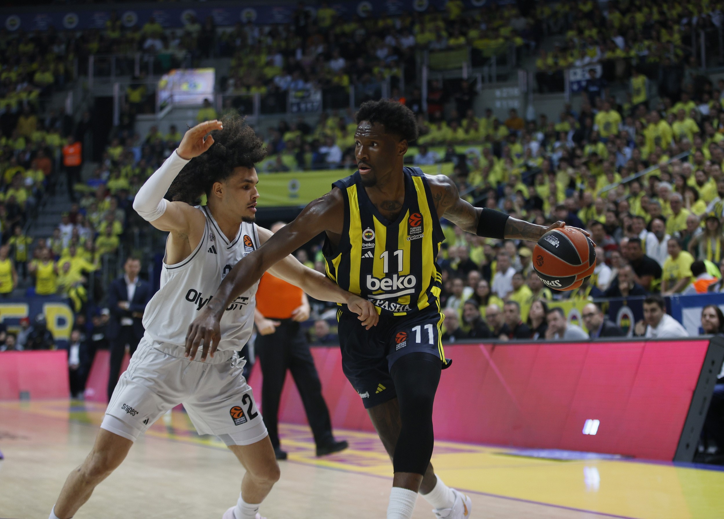 Fenerbahçe Beko, seride durumu 2-0’a getirdi - 6