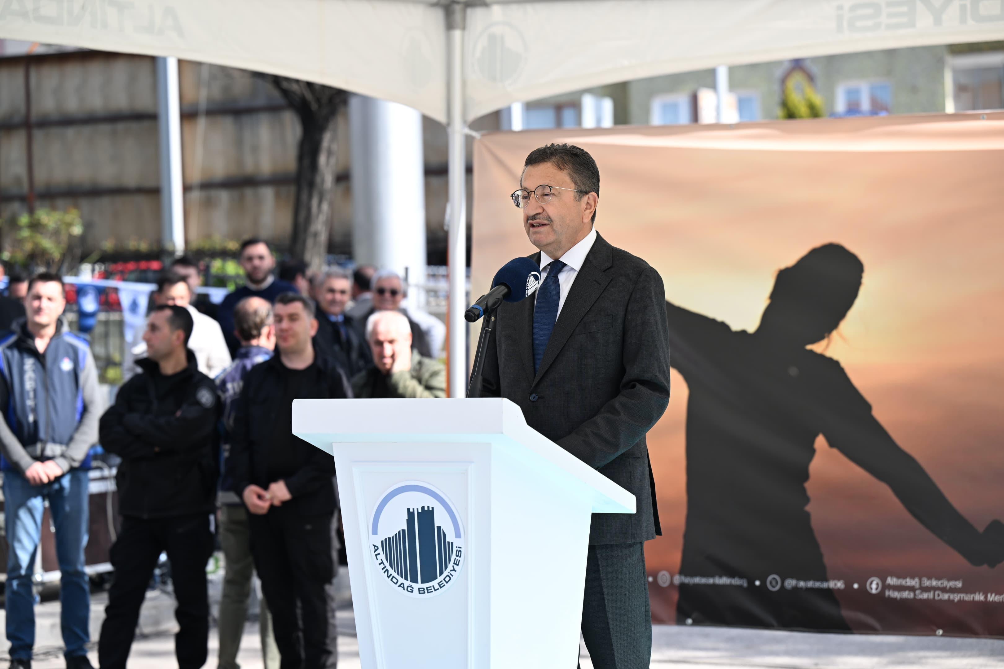 “Hayata Saril Danişmanlik Merkezi̇” Hi̇zmete Açildi (3)