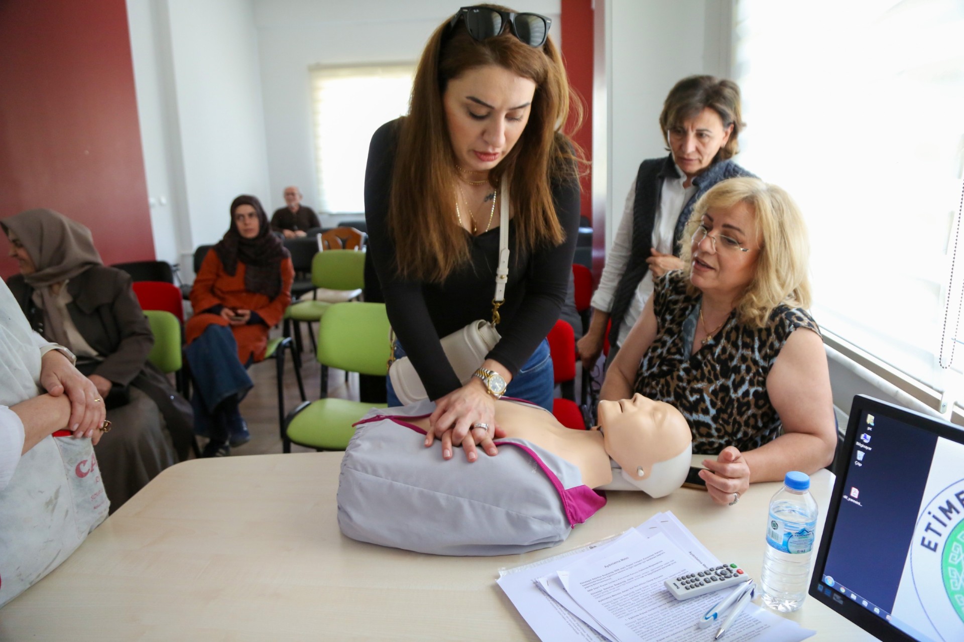 İlk Yardim Eği̇ti̇mi̇ (2)