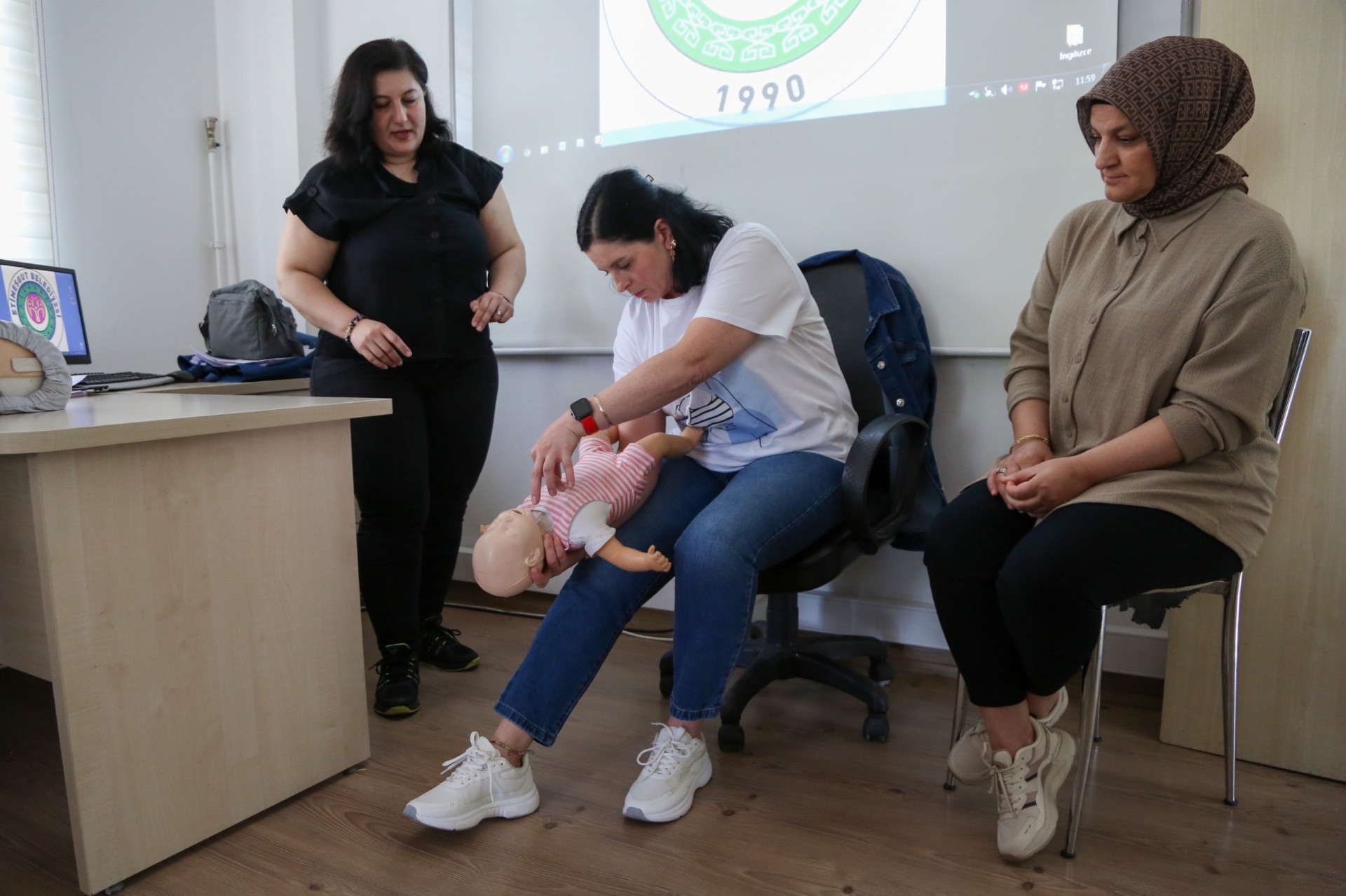 İlk Yardim Eği̇ti̇mi̇ (3)