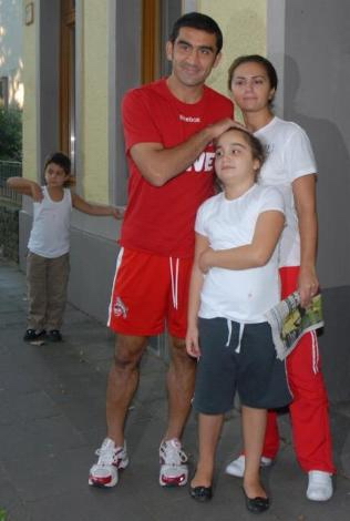 Ümit Özat Eşi