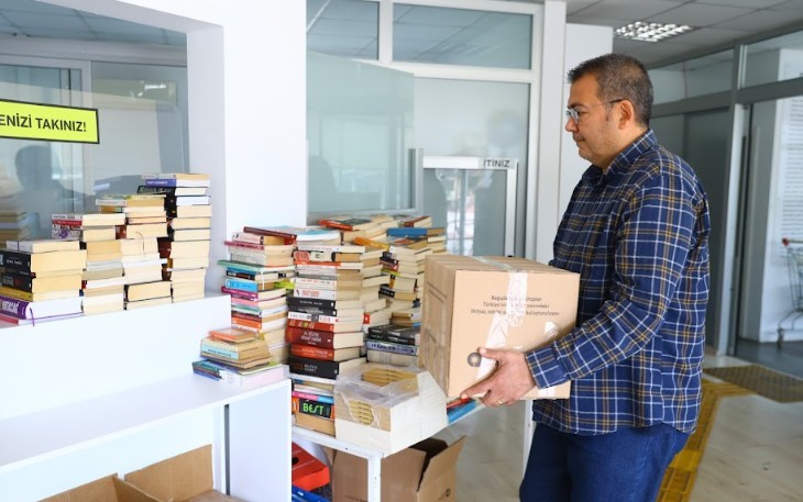 Antalya Kütüphane (2)