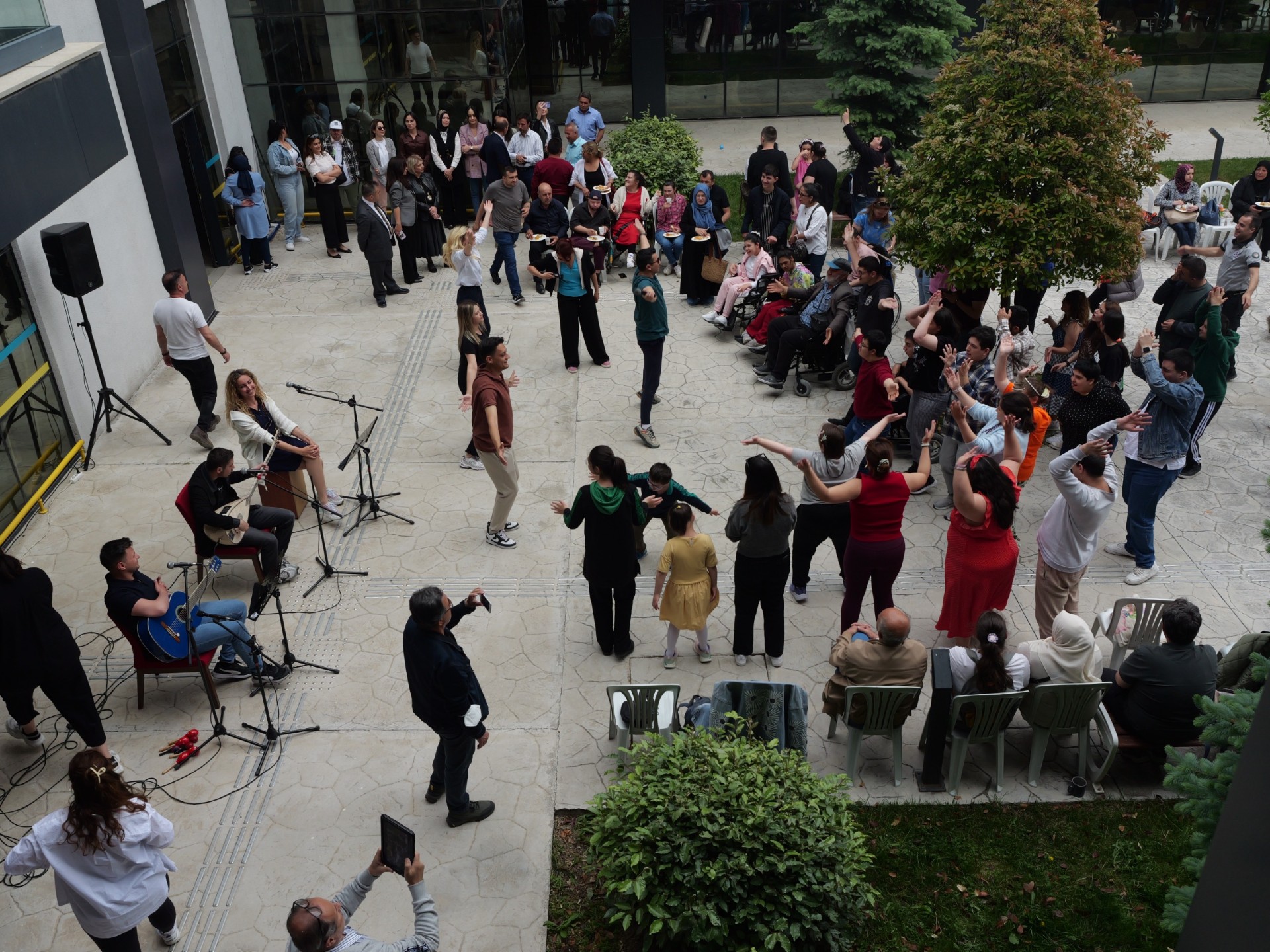 Engelsi̇z Yaşam Şenli̇ği̇ (13)