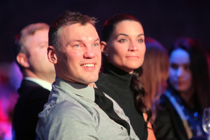 Sarunas Jasikevicius Eşi Anna Douka 5,