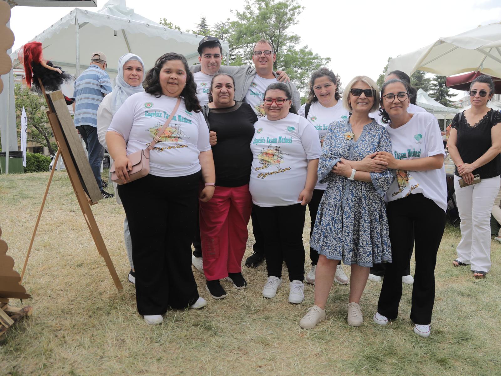 Yaratan Kadinlar Şenli̇ği̇ (12)