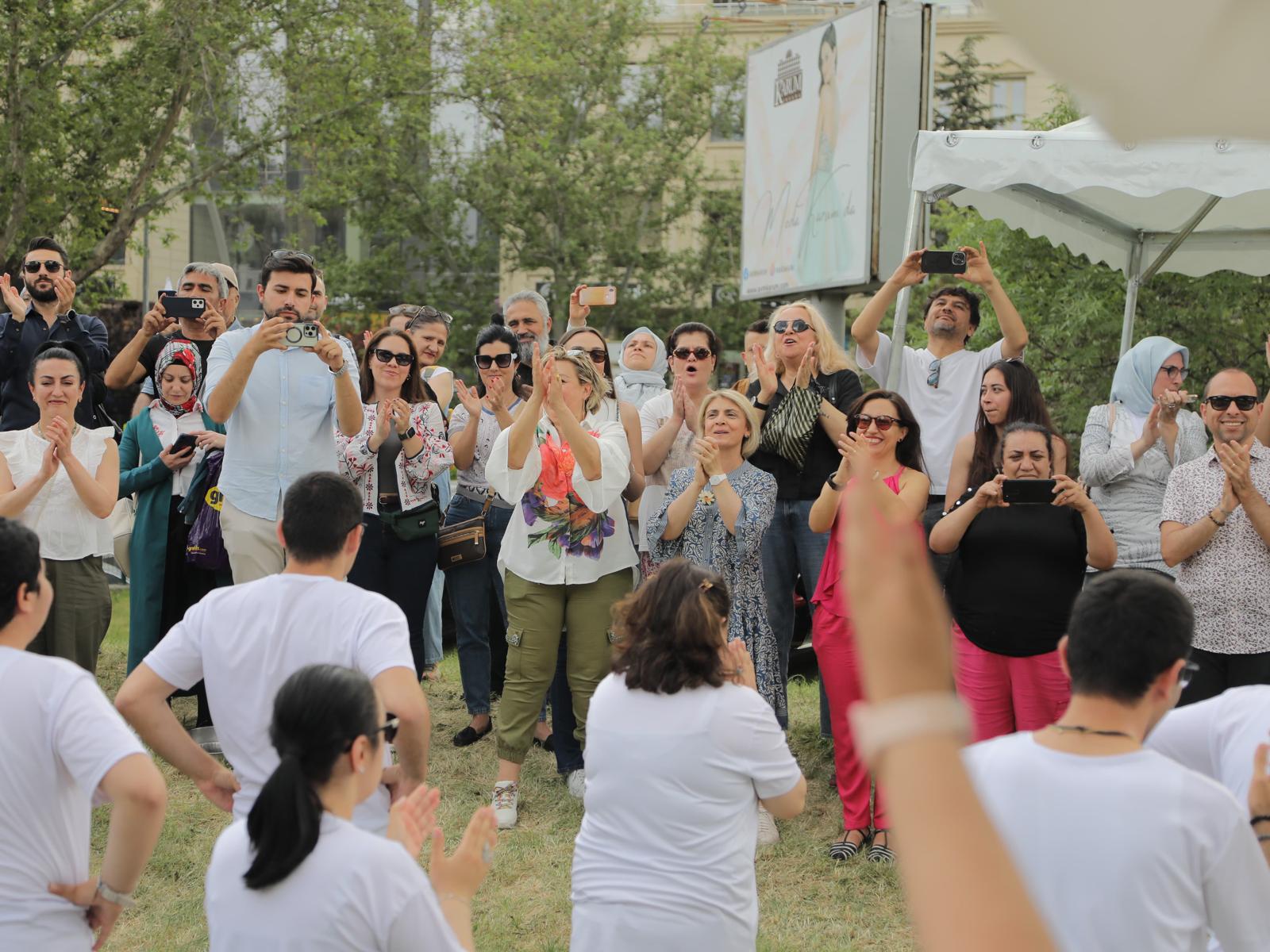 Yaratan Kadinlar Şenli̇ği̇ (3)