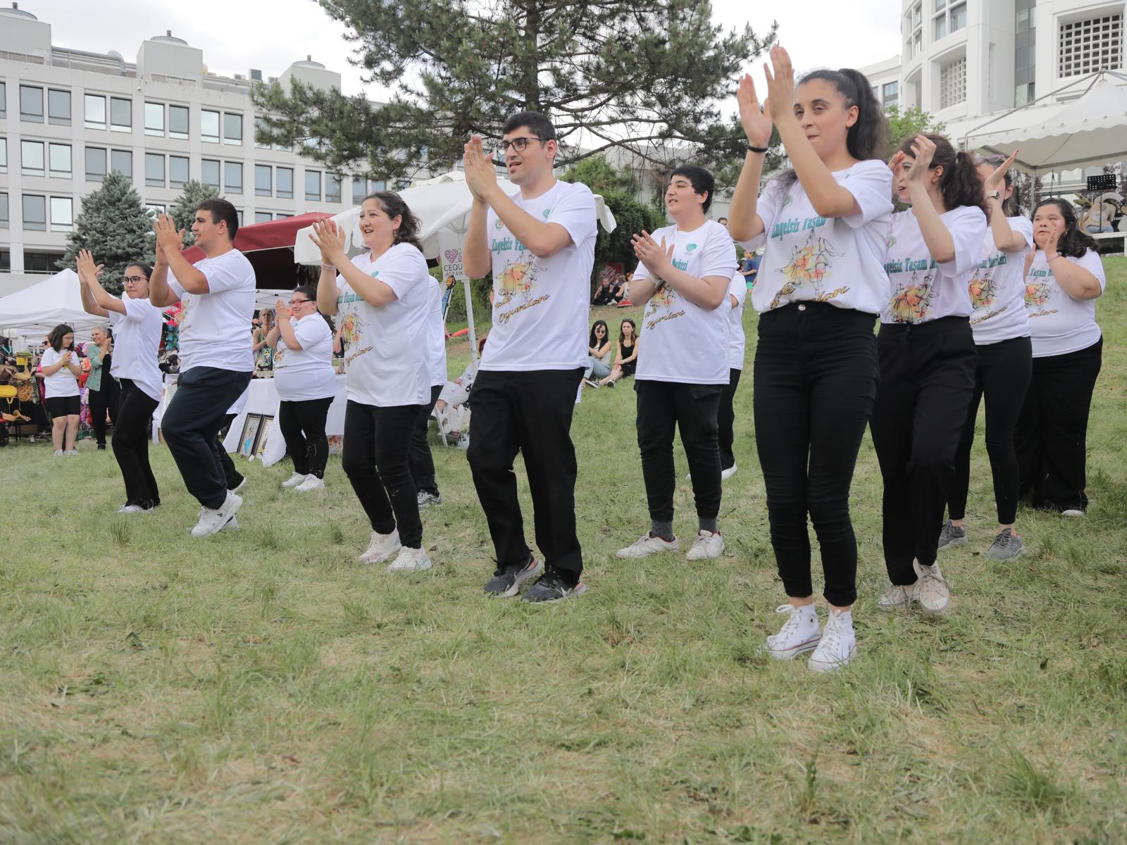 Yaratan Kadinlar Şenli̇ği̇ (7)