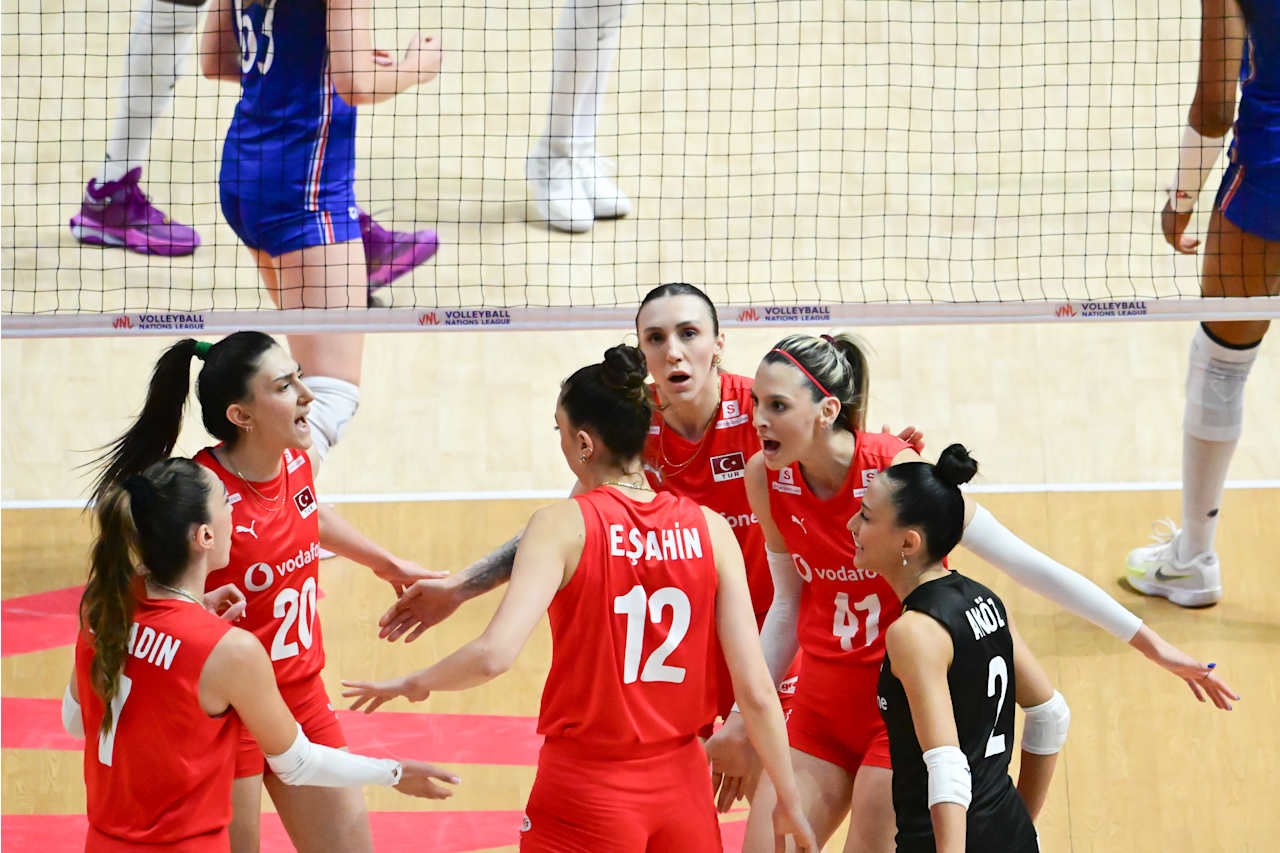 Filenin Sultanları Milletler Ligi’ne galibiyetle başladı