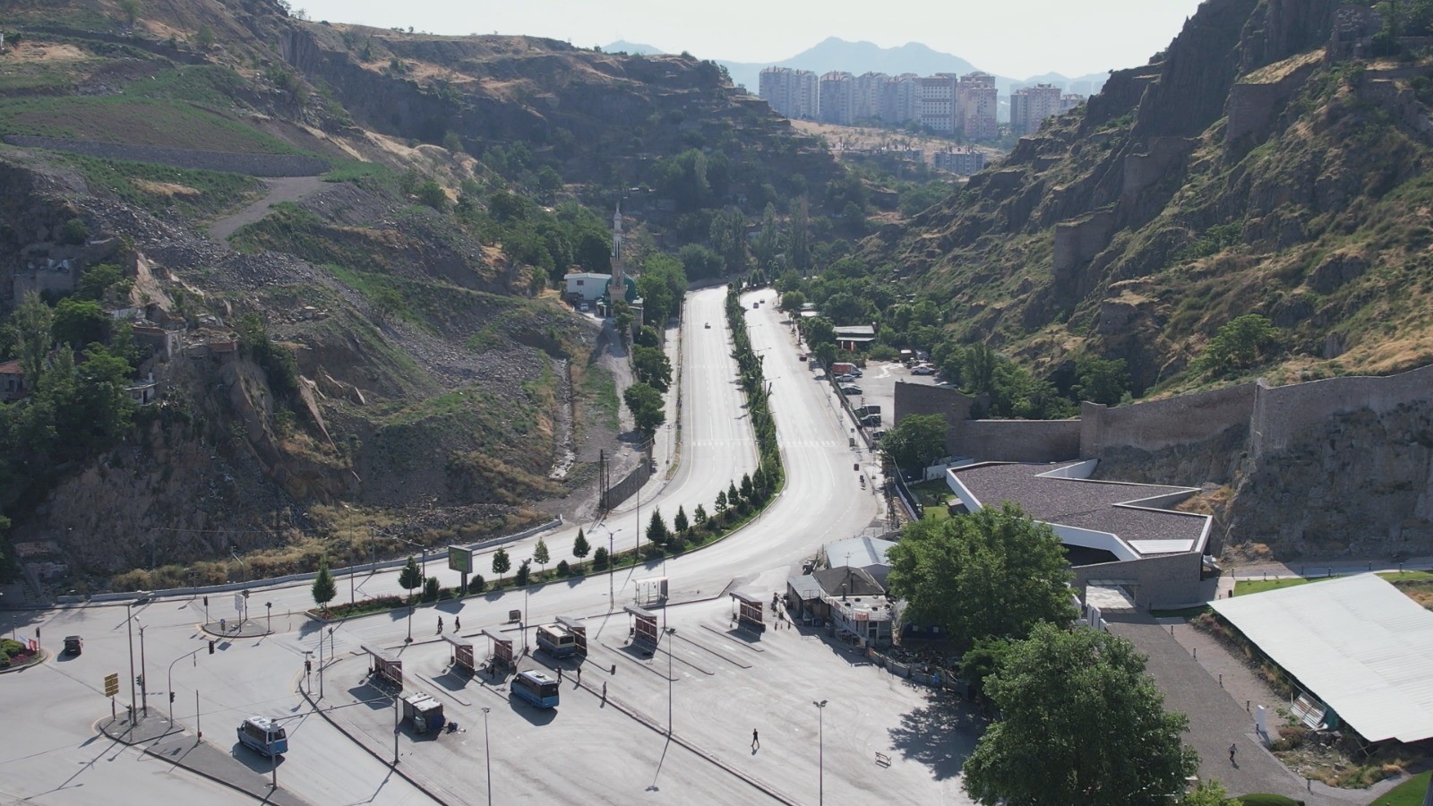 Ankara Sokakları Bayramda Boş Kaldı 2