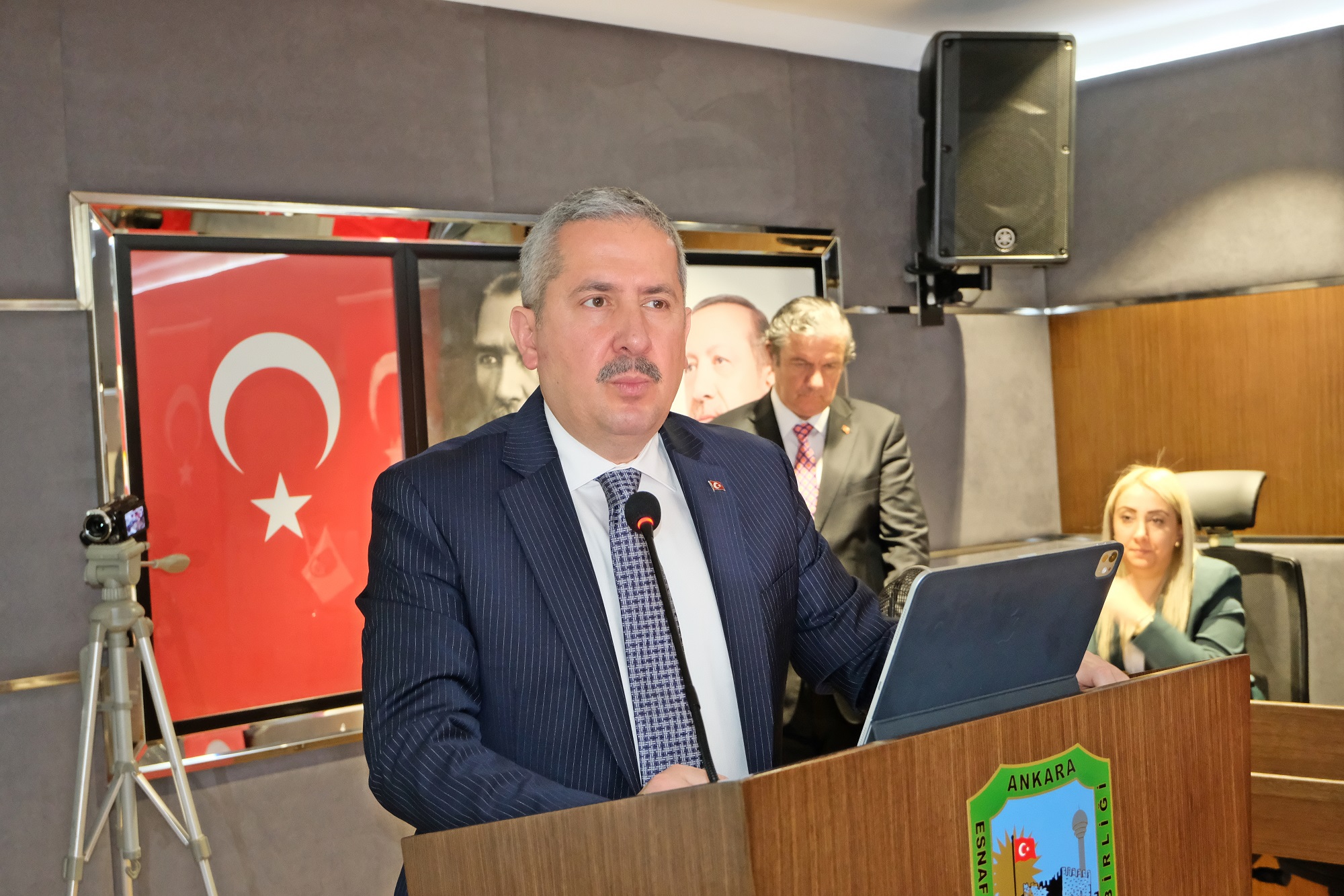 Bakan Yardimcisi Mahmut Gürcan (1)