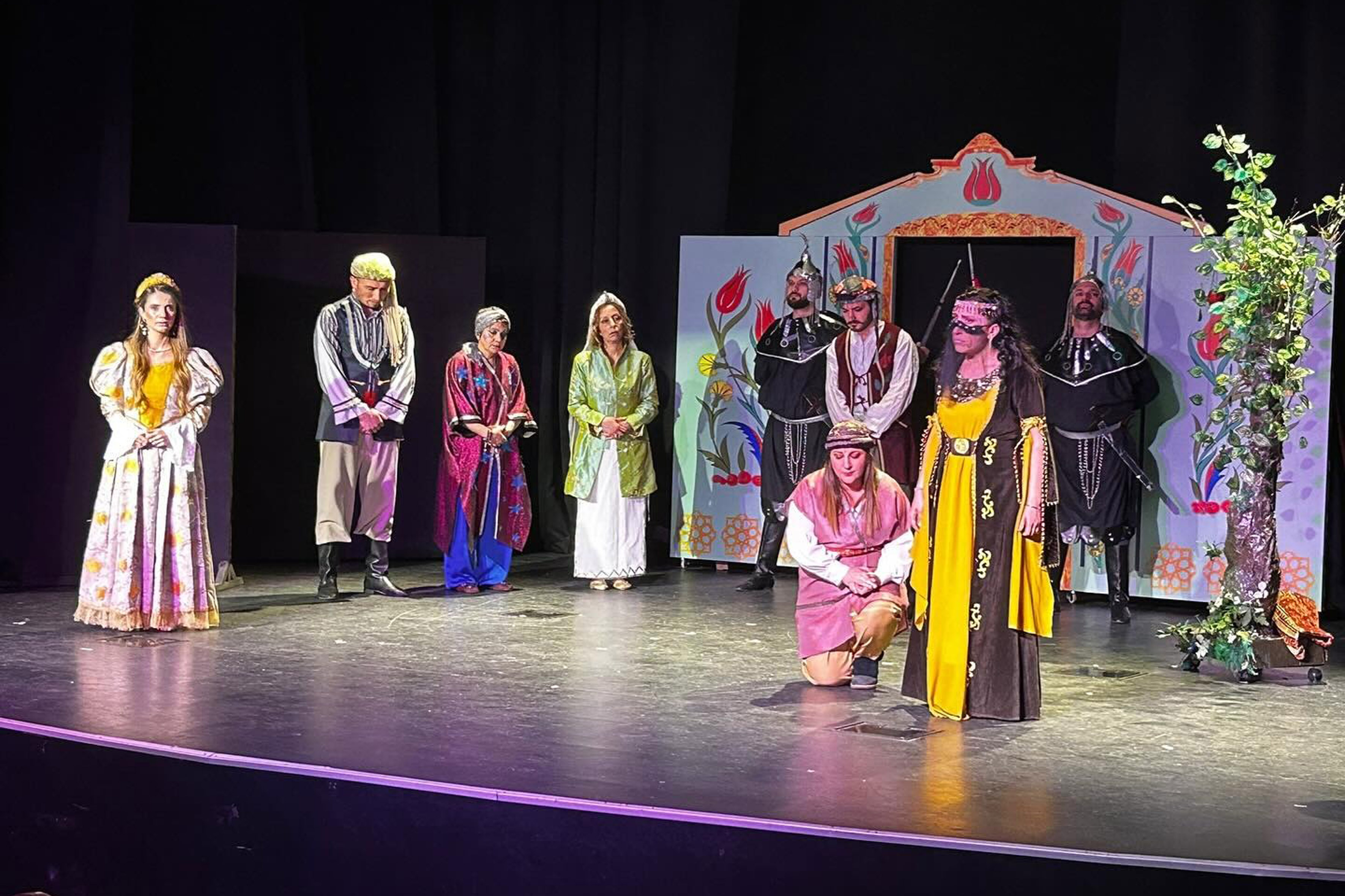 Çankaya Belediyesi Semt Tiyatroları Ferhad Ile Şirin (4)