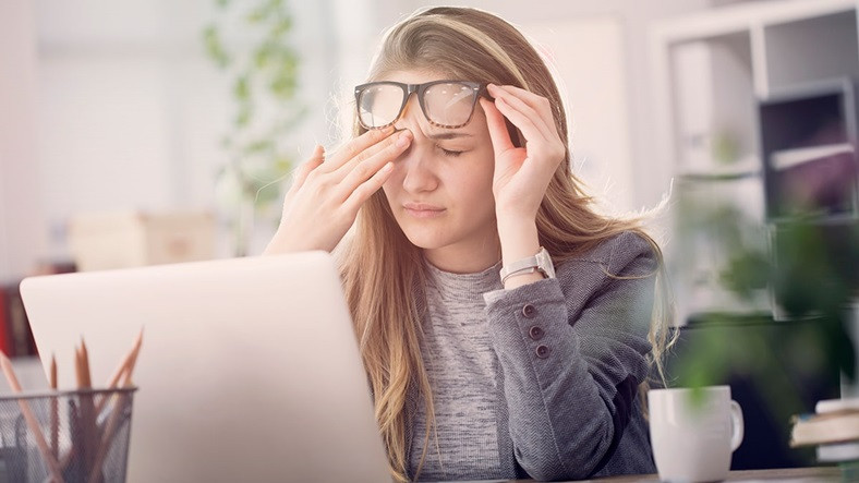 Ekrana Çok Bakmak (3)