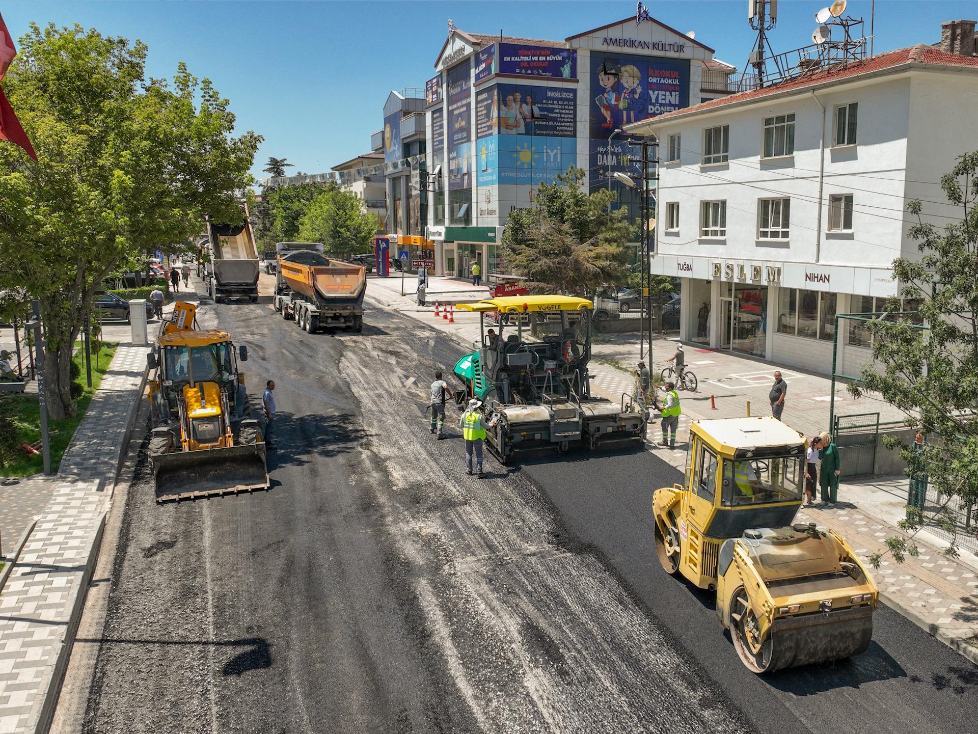 Etimesgut’ta 2052. Cadde Yenilendi (2)