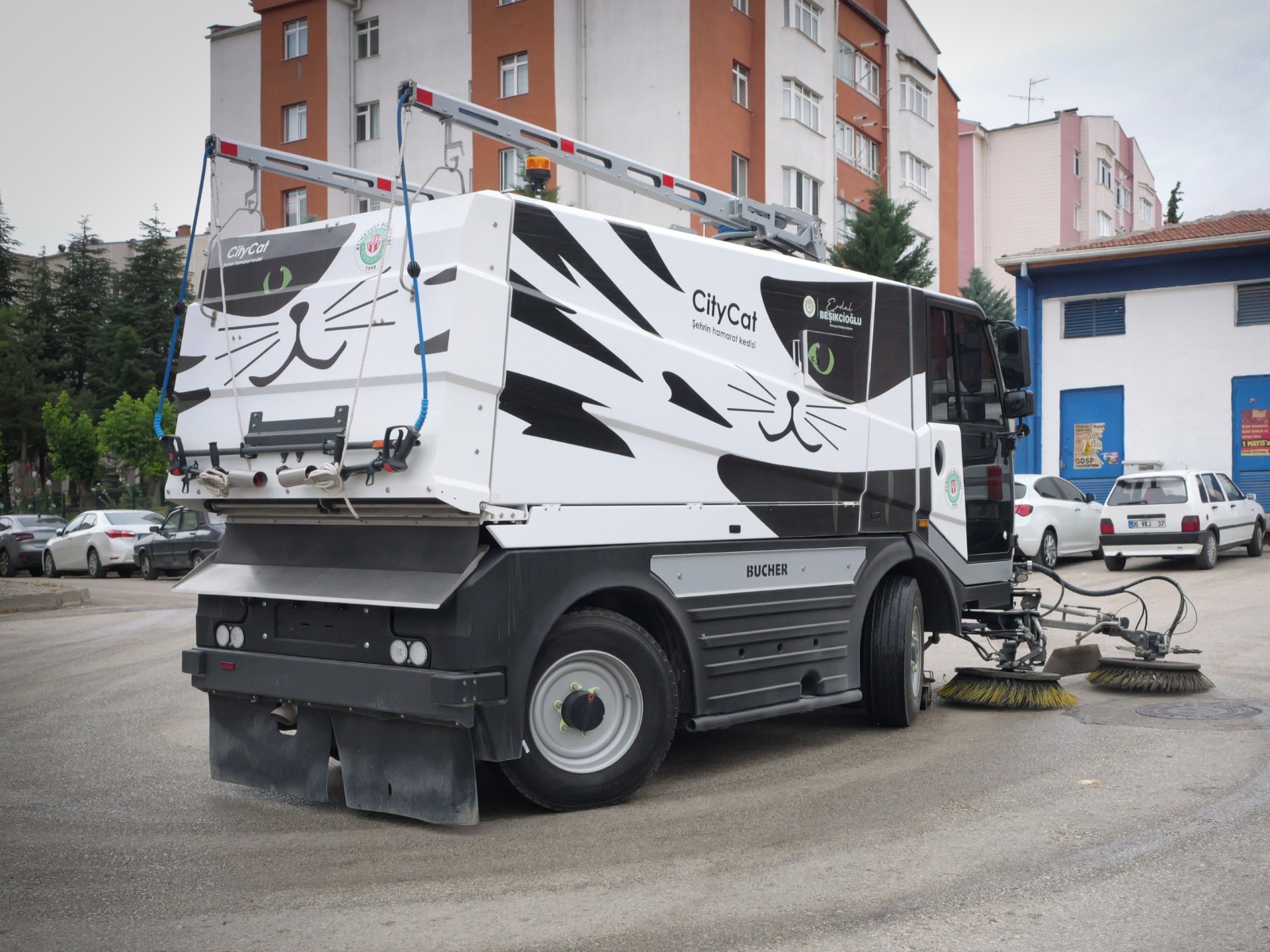 Etimesgut’ta 8 Mahallede Temizlik Çalışması (2)