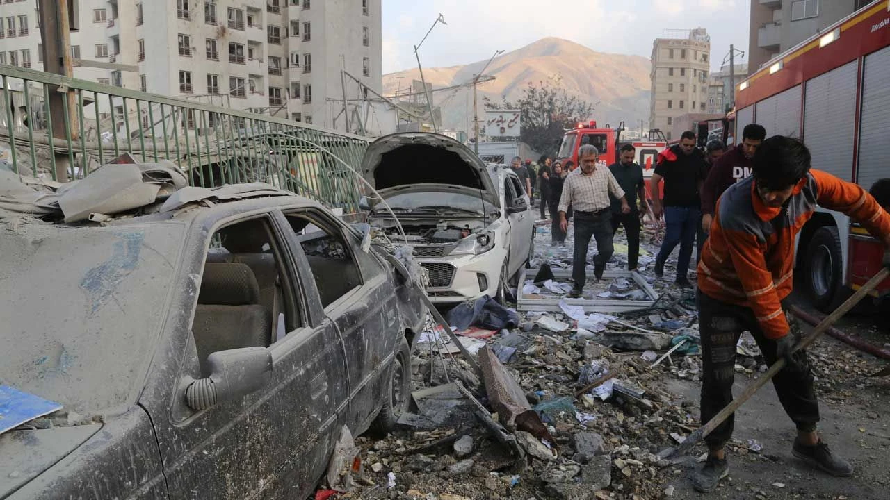 Israil Iran Savaşı Neden Çıktı