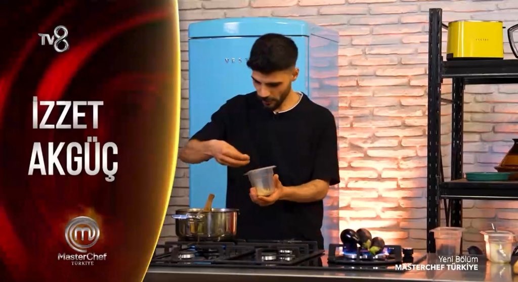 İzzet Akgüç