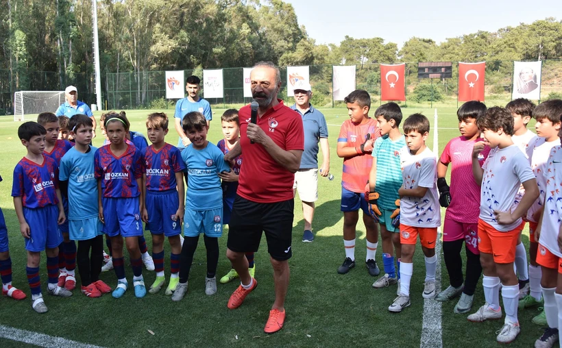 Köyceğiz’de Yapılan Yıldızlar Dostluk Maçı (1)-1