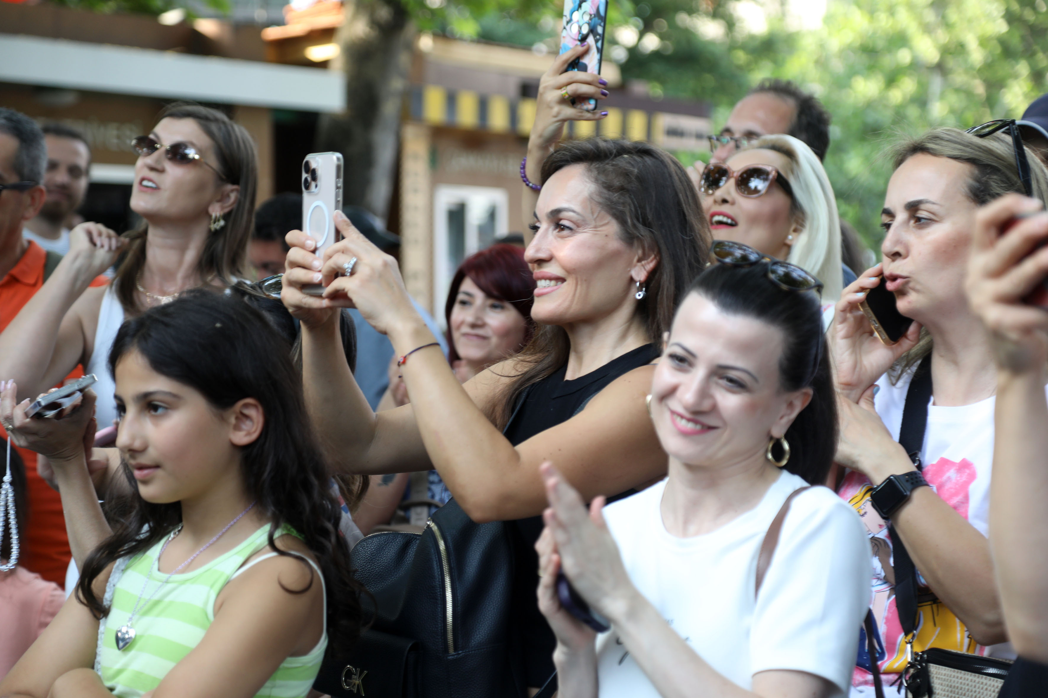 Kültür Sosyal Monika Bulanda Kuğulu Park (11)