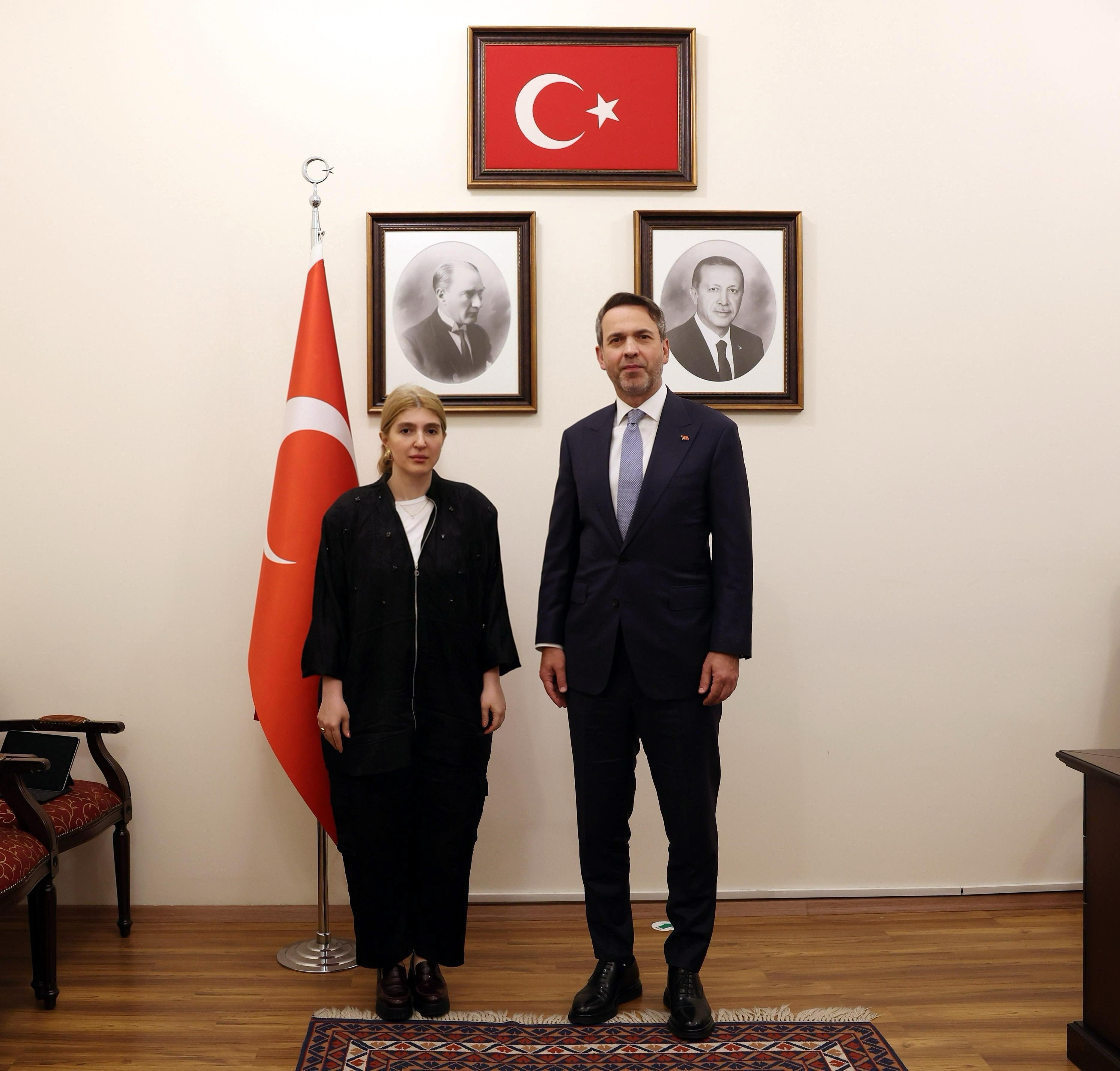 Ölmeztoprak, Enerji Bakanı Bayraktar