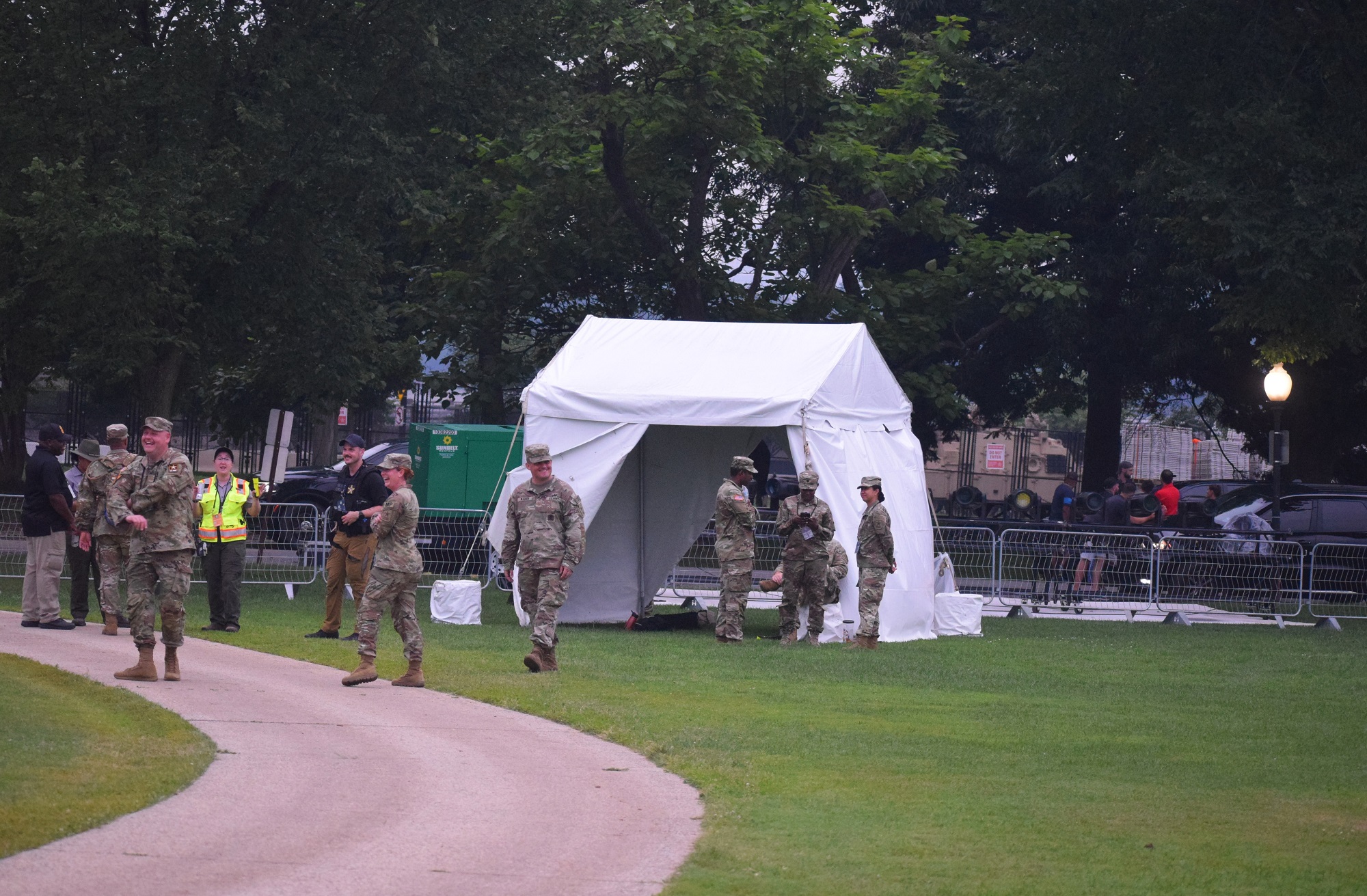 Trump’tan Protestoculara Gözdağı (3)