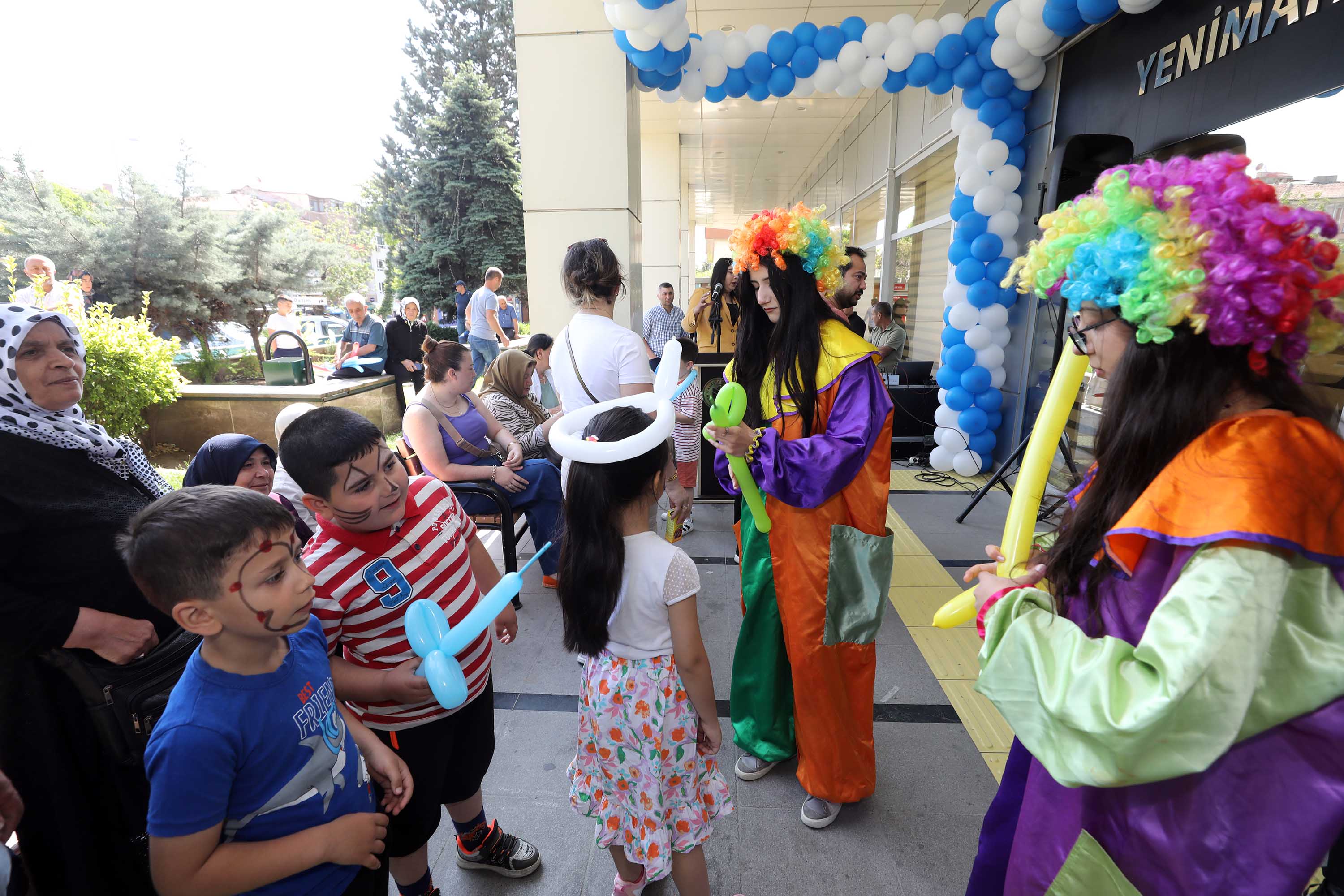 Yaşar, Minikleri Sünnet Merasiminde Yalnız Bırakmadı (4)