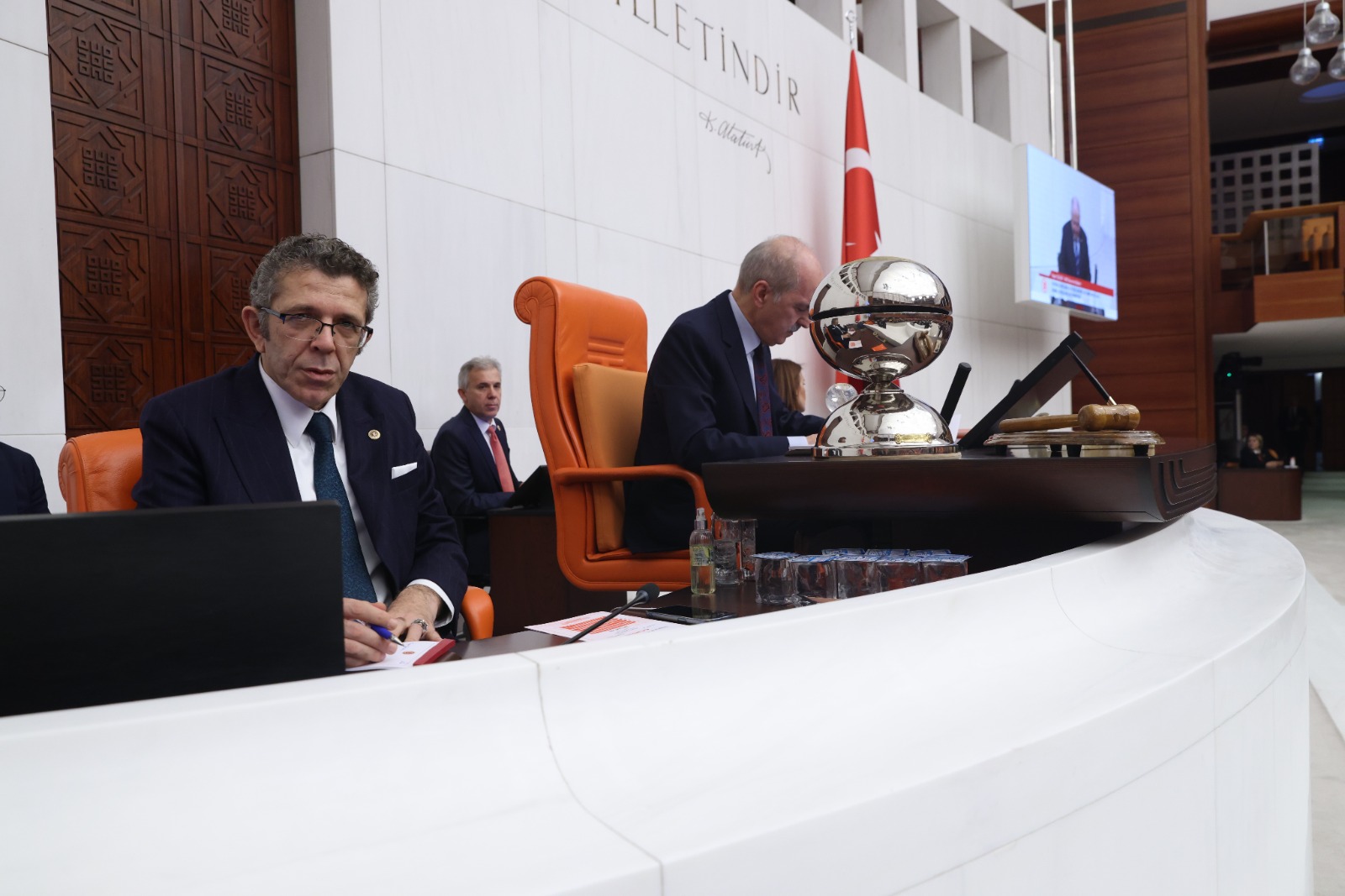 Yasin Öztürk Yeniden Tbmm Divan Kâtip Üyesi Oldu 4