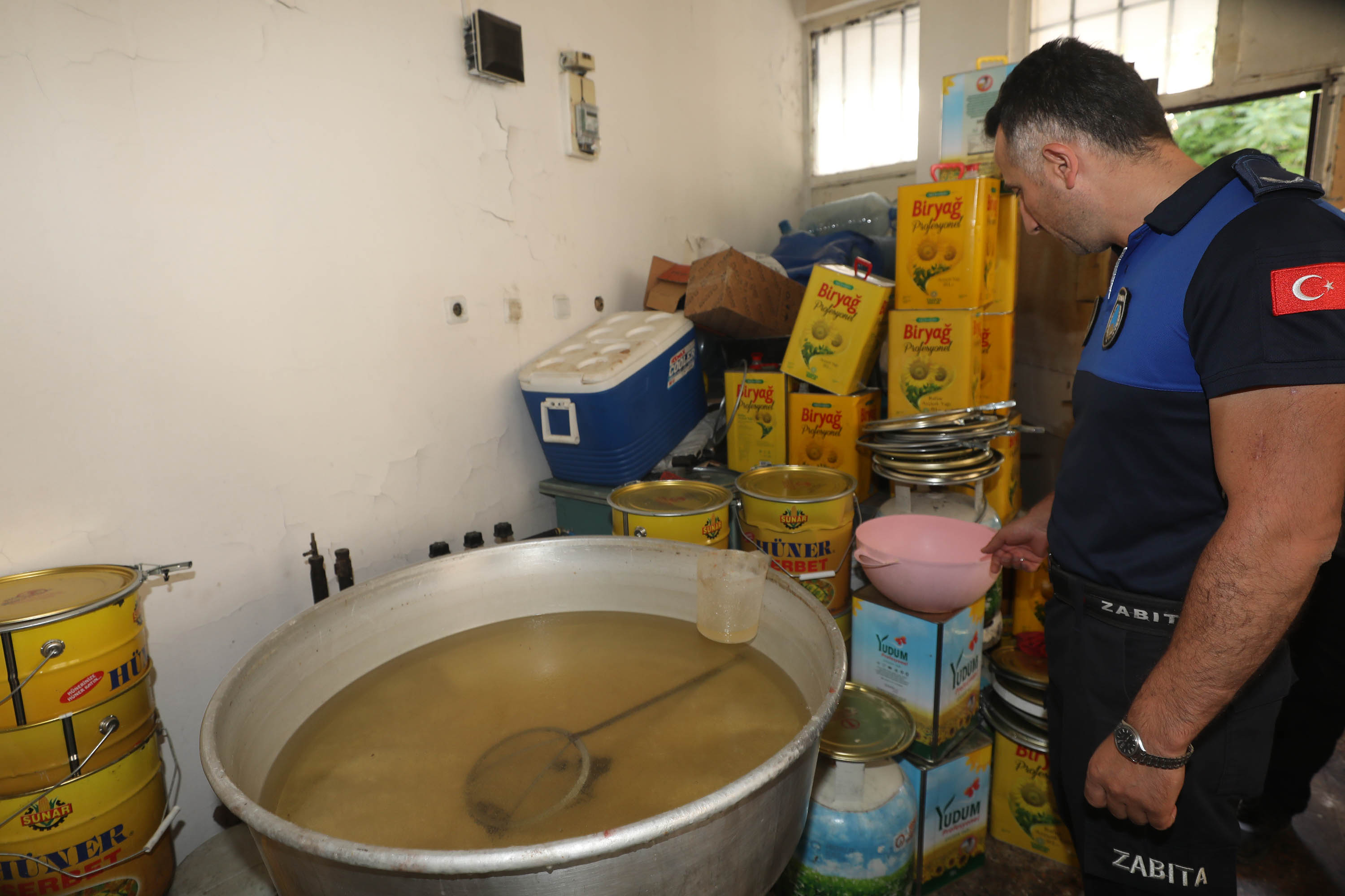 Yenimahalle Zabıtası’ndan Sıkı Denetim (2)