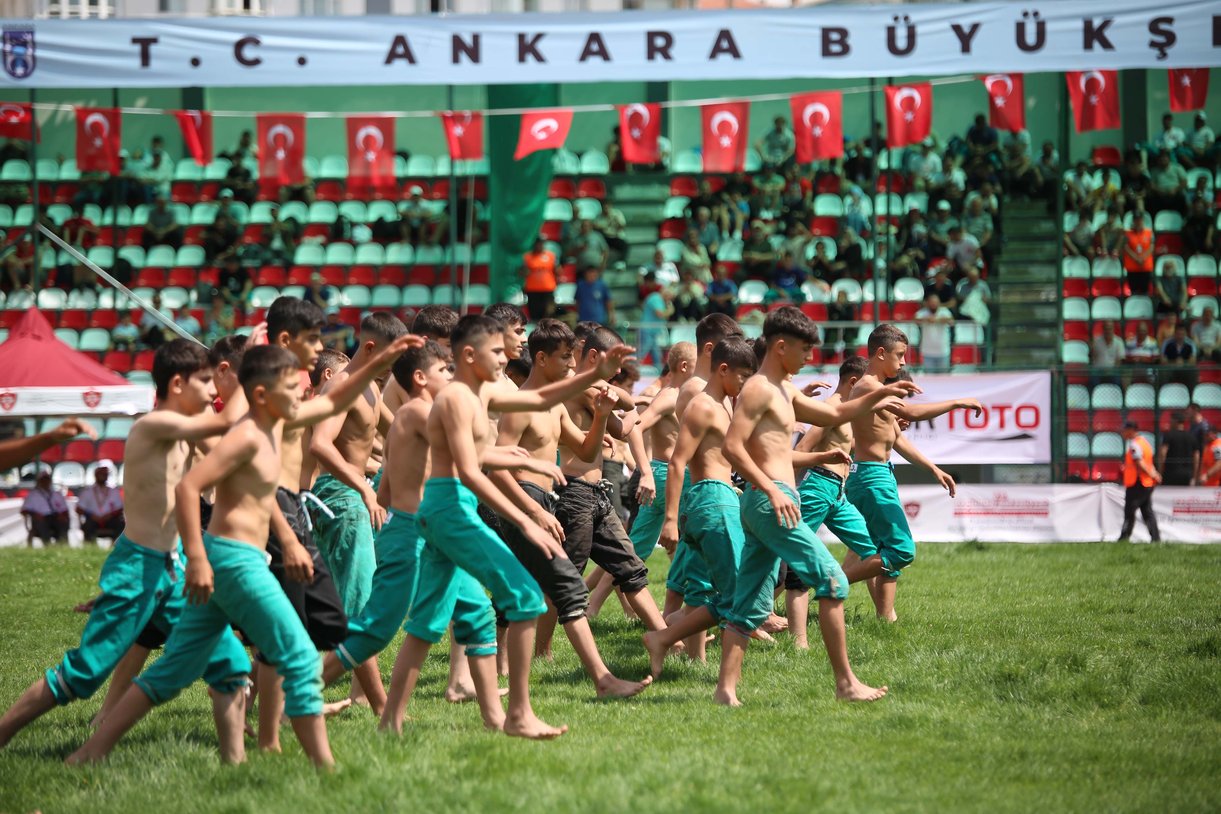 2. Geleneksel Taha Akgül Güreşleri (4)