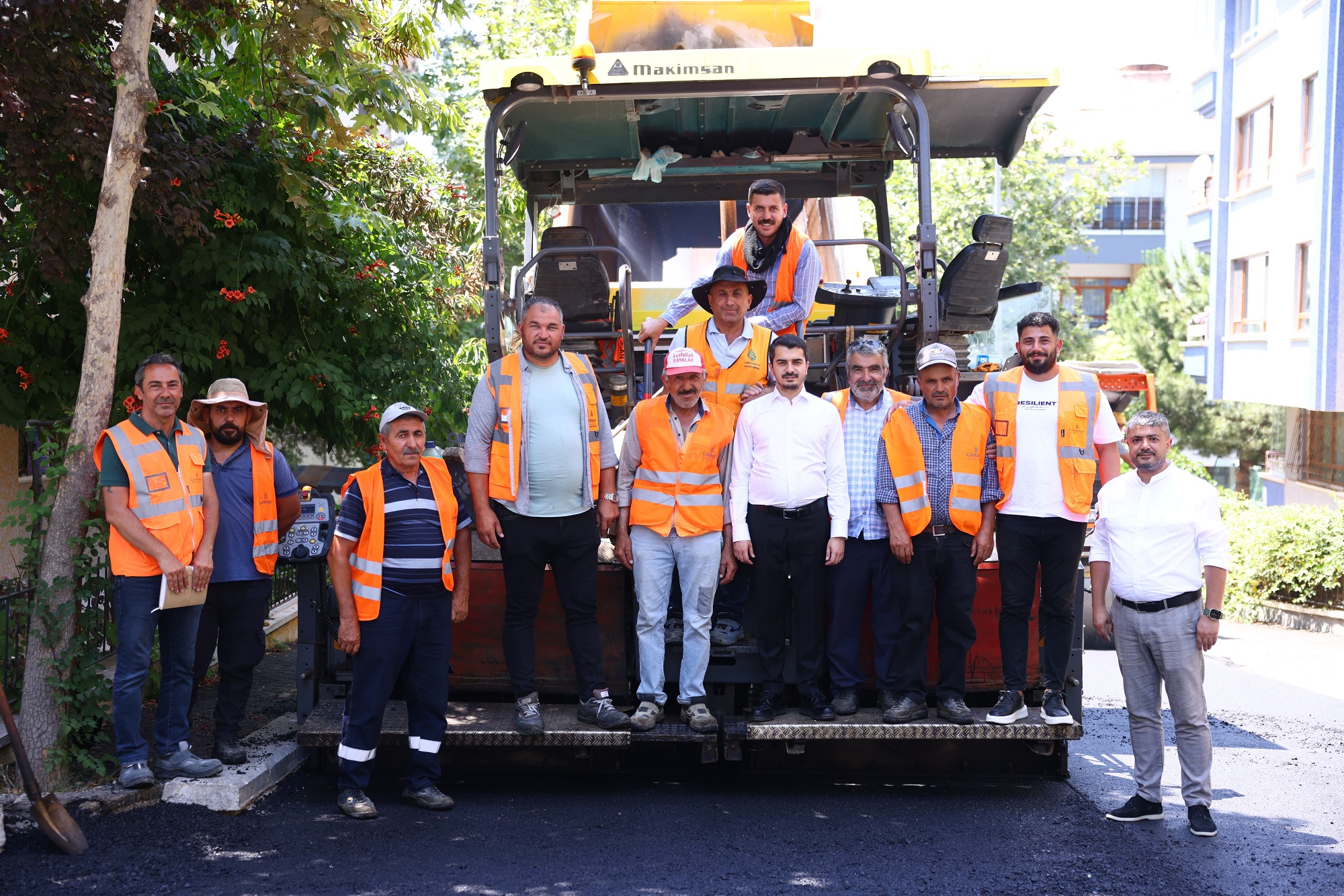 Asfalt Aşağı Öveçler Mahallesi 1303 So... (1)-1