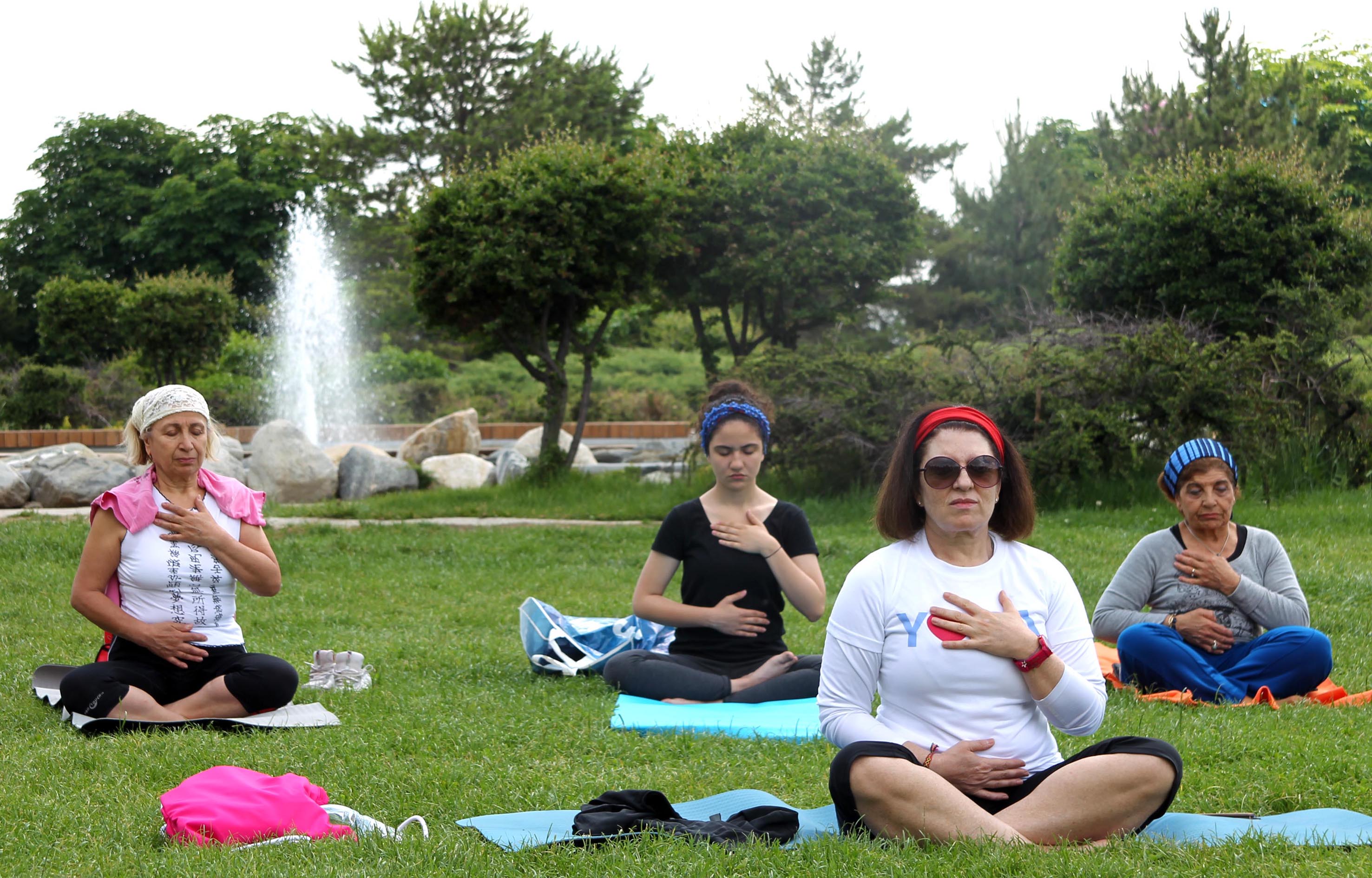 Dünya Yoga Günü Ahlatlibel (2)-1