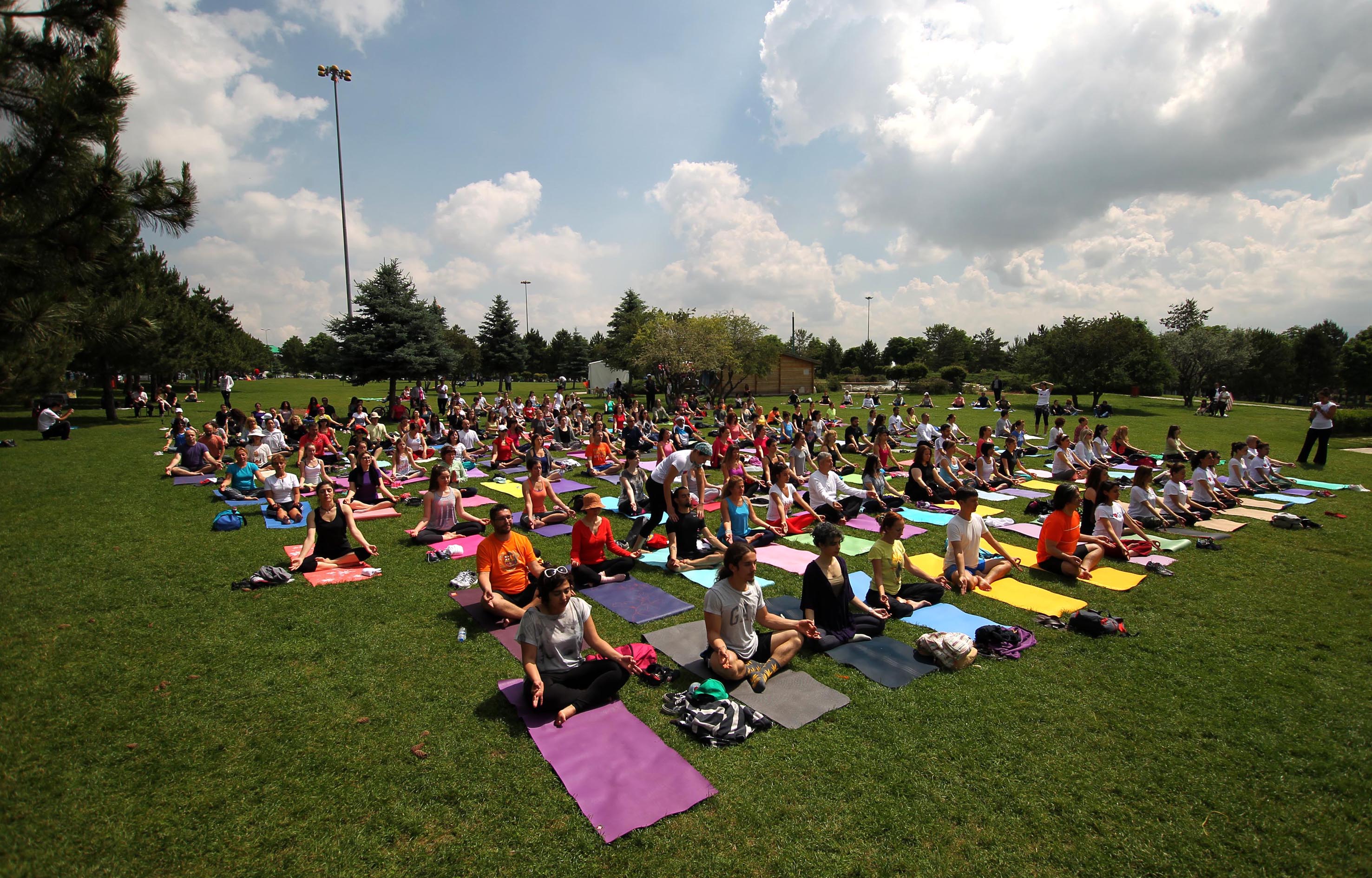 Dünya Yoga Günü Ahlatlibel (6)-1