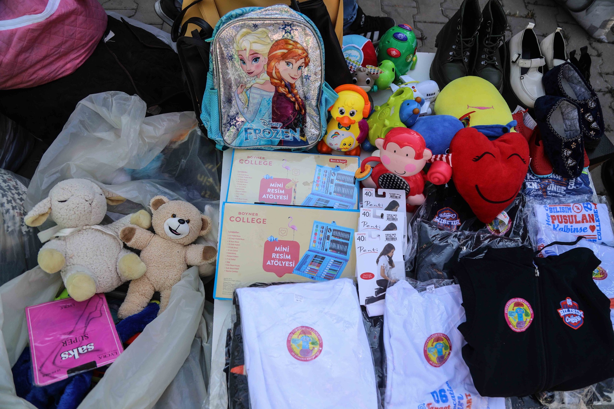 İklim Ve Sıfır Atık Müdürlüğü Kırsal Mahalle Kıyafet Yardımı ... (3)