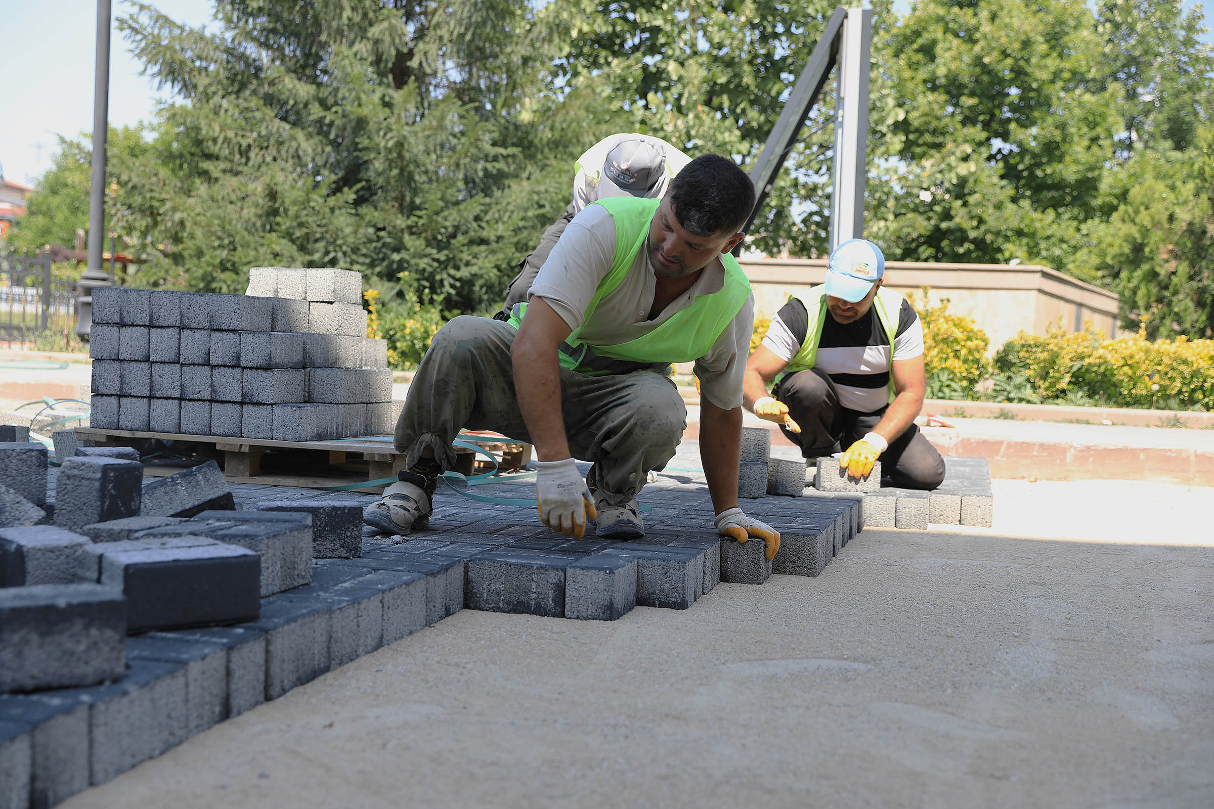 Keçiören'de Modern Yol Ve Çevre Düzenlemesi (1)