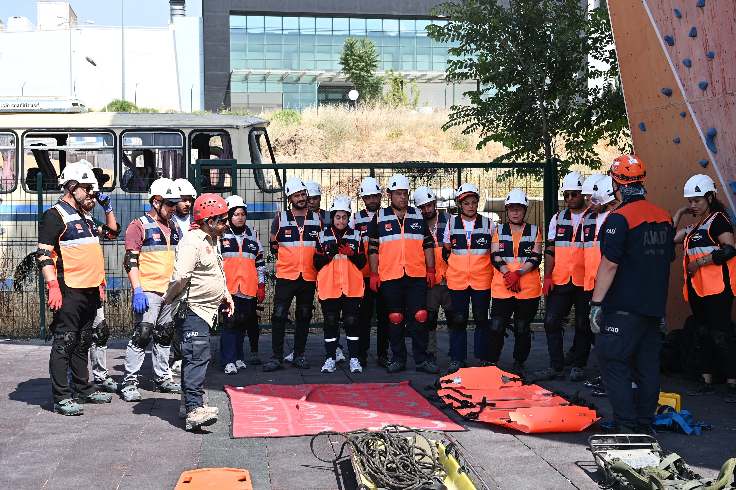 Makut Gönüllüleri (1)