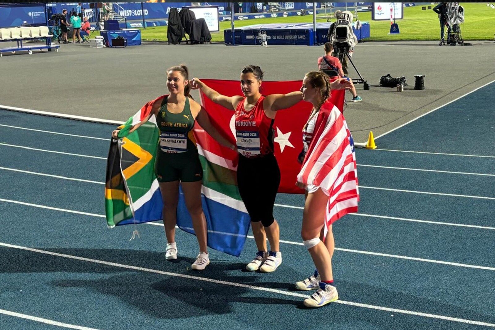 Milli Sporcu Esra Türkmen (1)